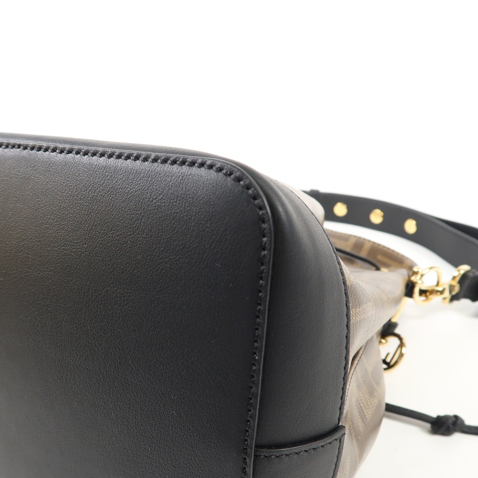 FENDI 塗層帆布MON TRESOR金扣肩背袋