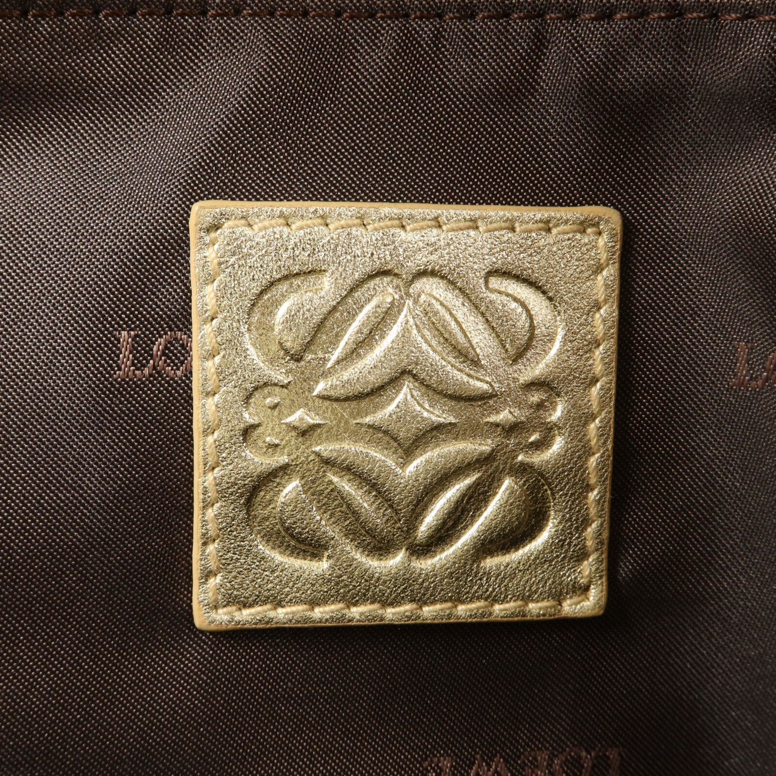 LOEWE 牛皮皮革Vintage Shoulder Bag肩背袋