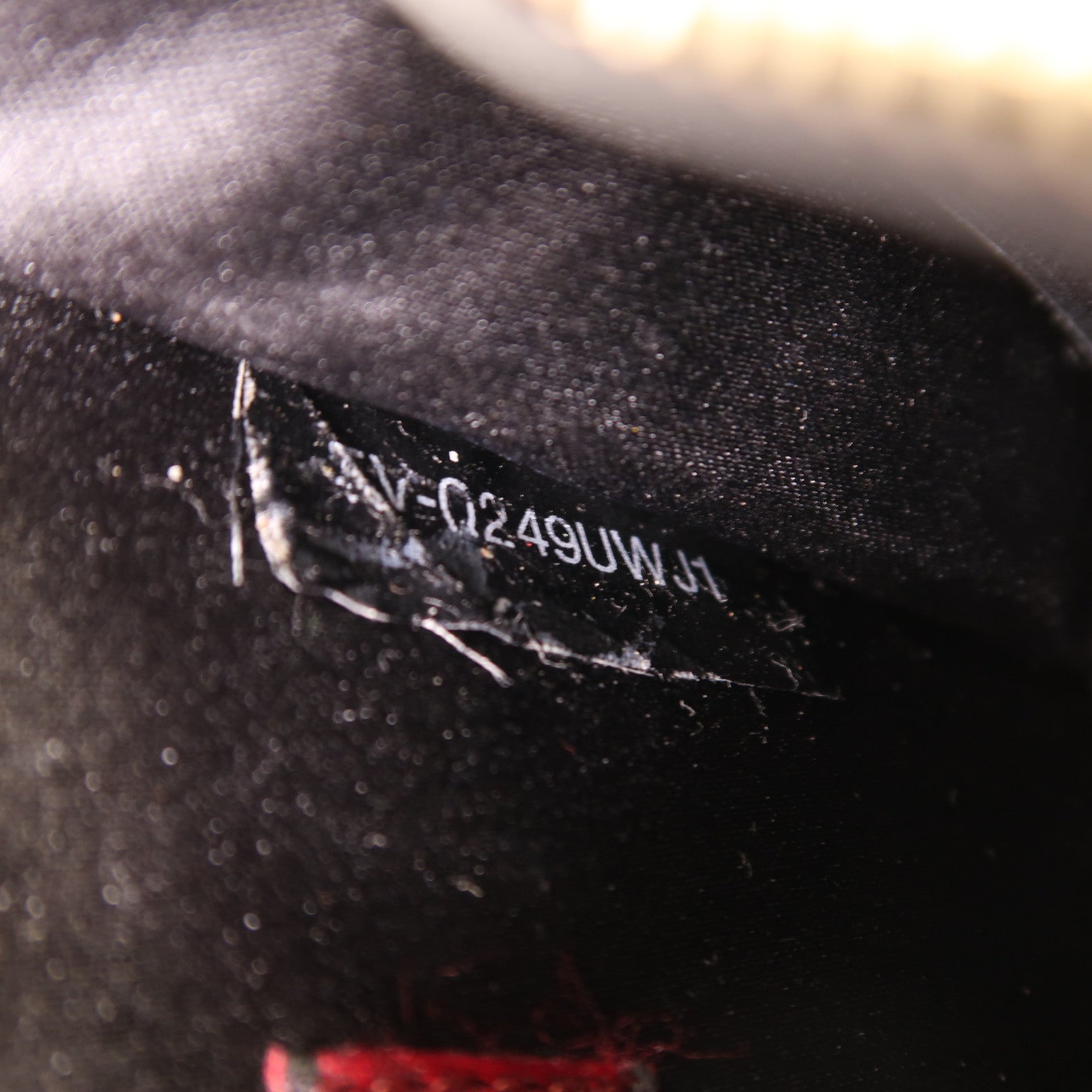 Valentino 牛皮皮革Shoulder Bag鏈帶肩背袋