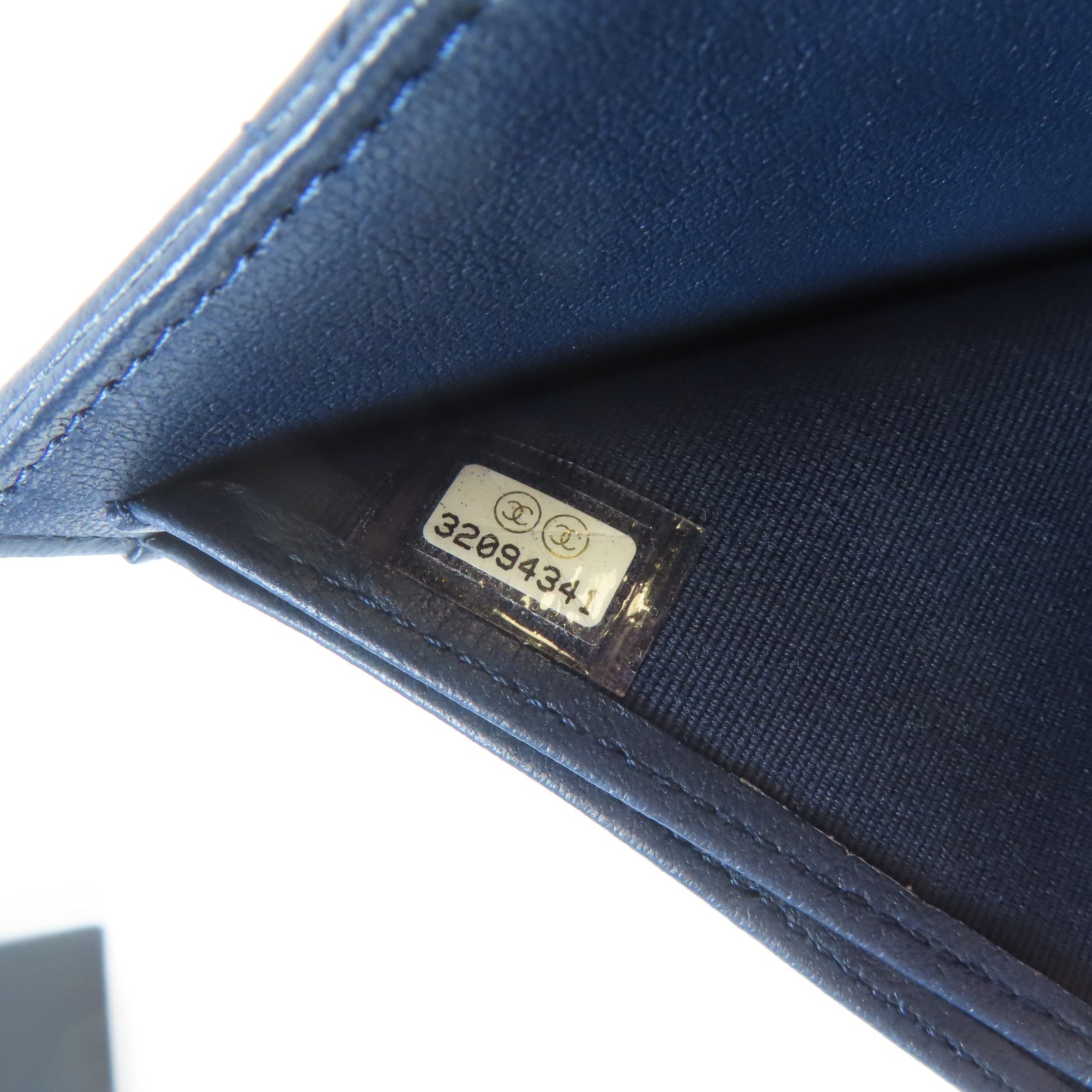 CHANEL 菱格羊皮皮革Wallet金扣啪鈕錢包藍色