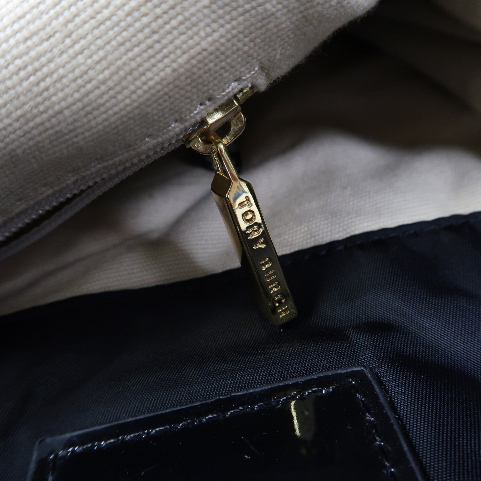 Tory Burch 尼龍Tote Bag金扣手挽袋黑色