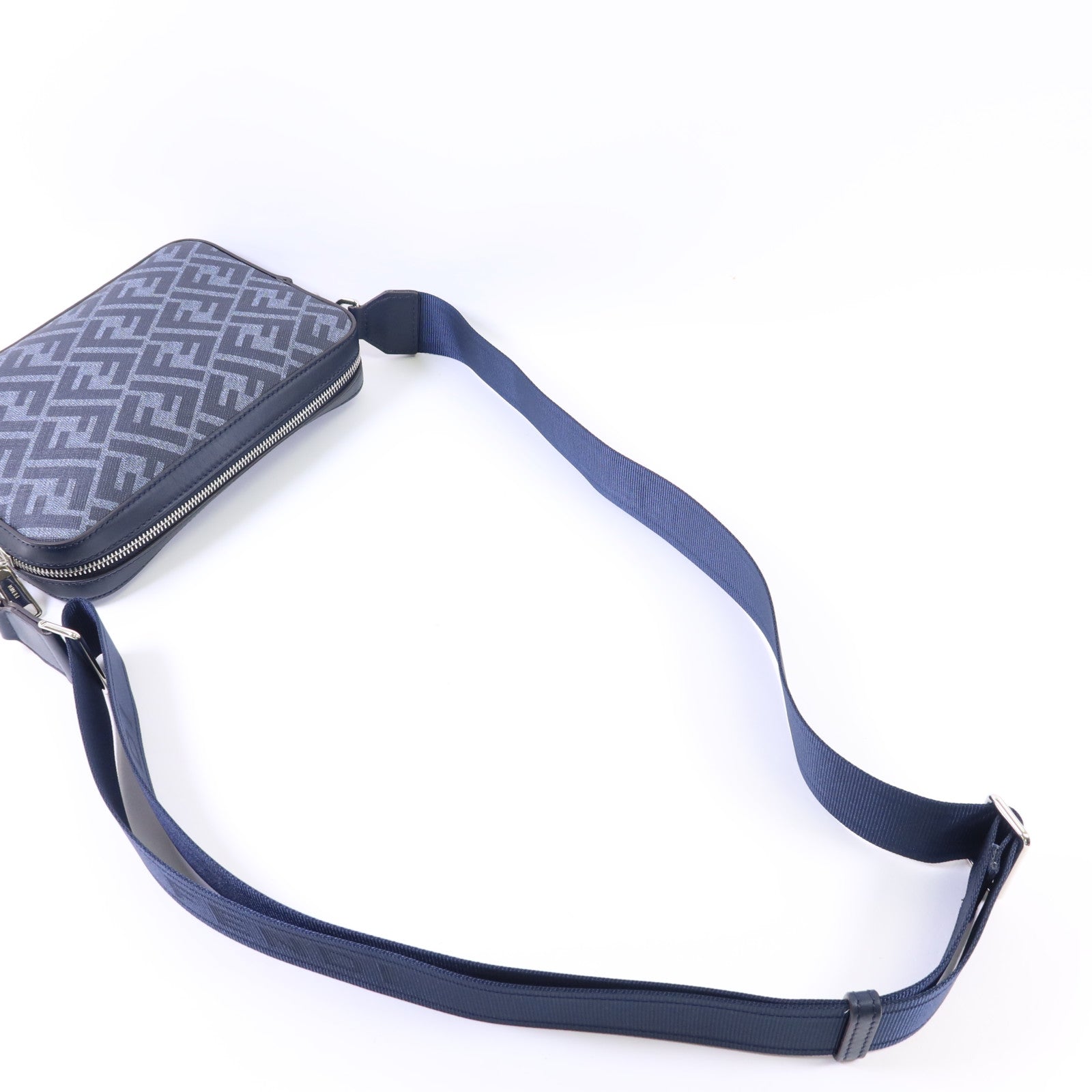 FENDI 帆布/牛皮皮革Diagonal Camera Case銀扣肩背袋