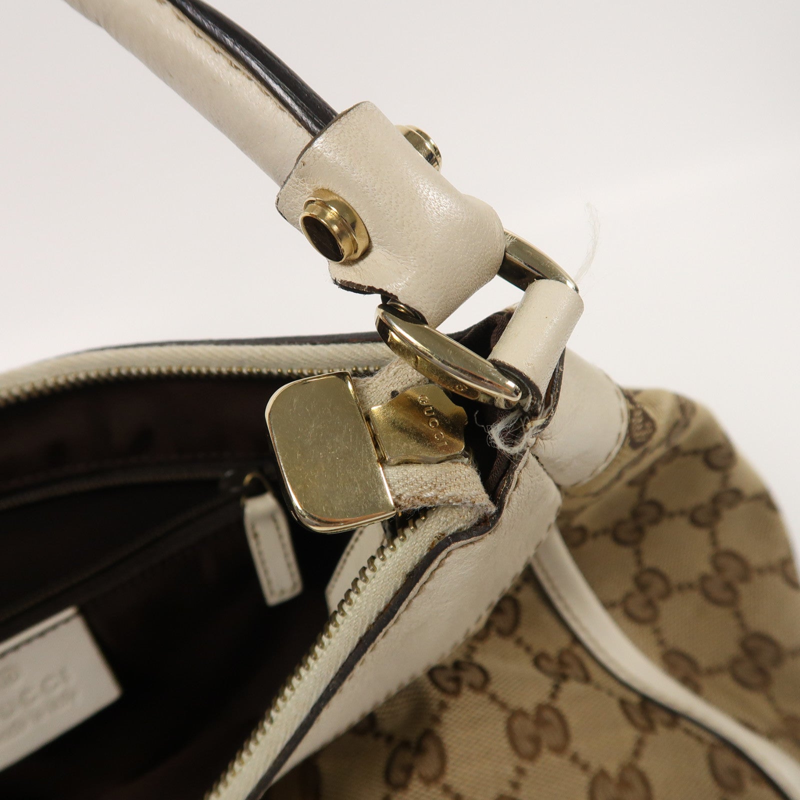 GUCCI 帆布Shoulder Bag金扣肩背袋棕色/米色