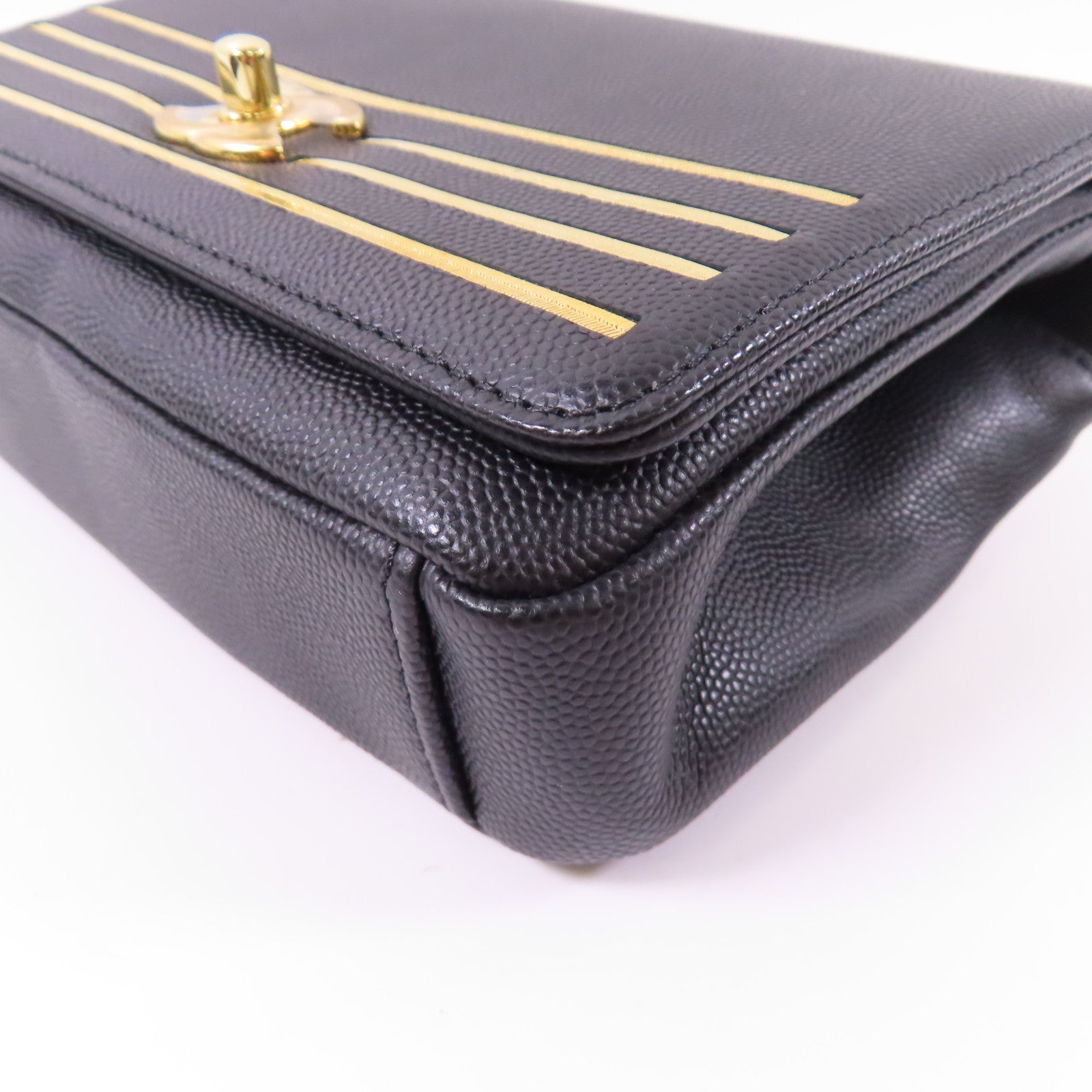 CHANEL 【激減優惠】牛皮皮革Waist Bag金扣腰包黑色