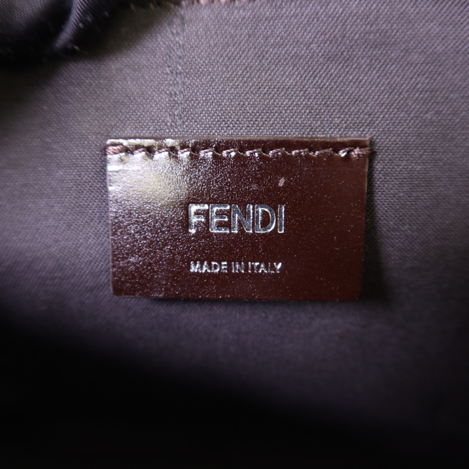 FENDI 帆布/牛皮皮革Diagonal Camera Case銀扣肩背袋