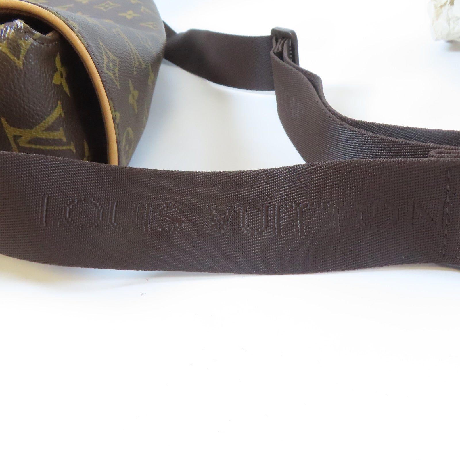 LOUIS VUITTON Monogram Abbesses MM金扣肩背袋啡色