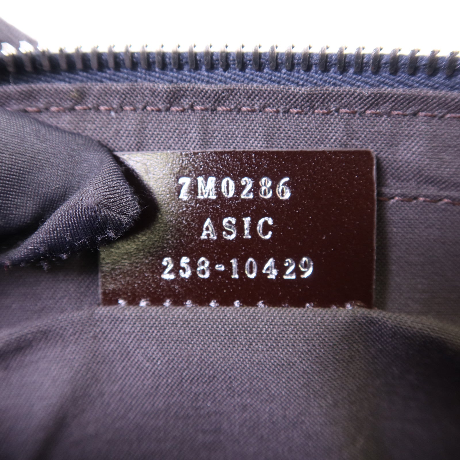 FENDI 帆布/牛皮皮革Diagonal Camera Case銀扣肩背袋