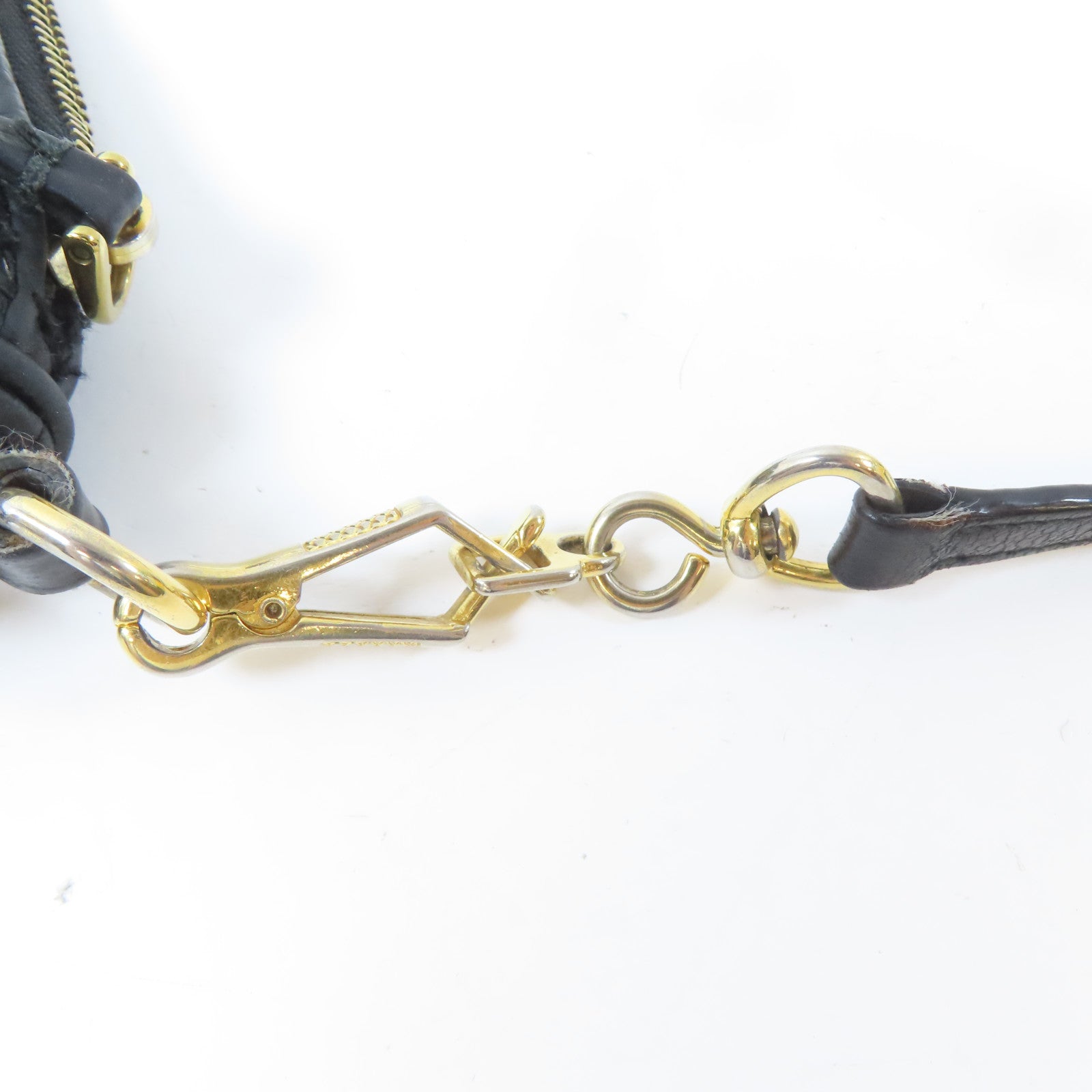 Miu Miu 羊皮皮革Shoulder Bag金扣肩背袋黑色