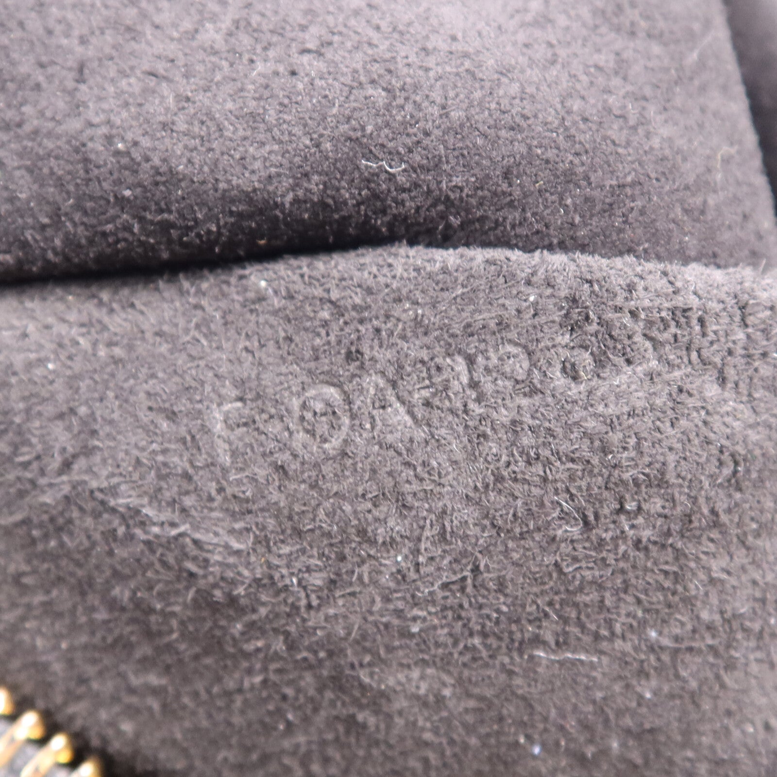 CELINE 牛皮皮革Ava金扣肩背袋