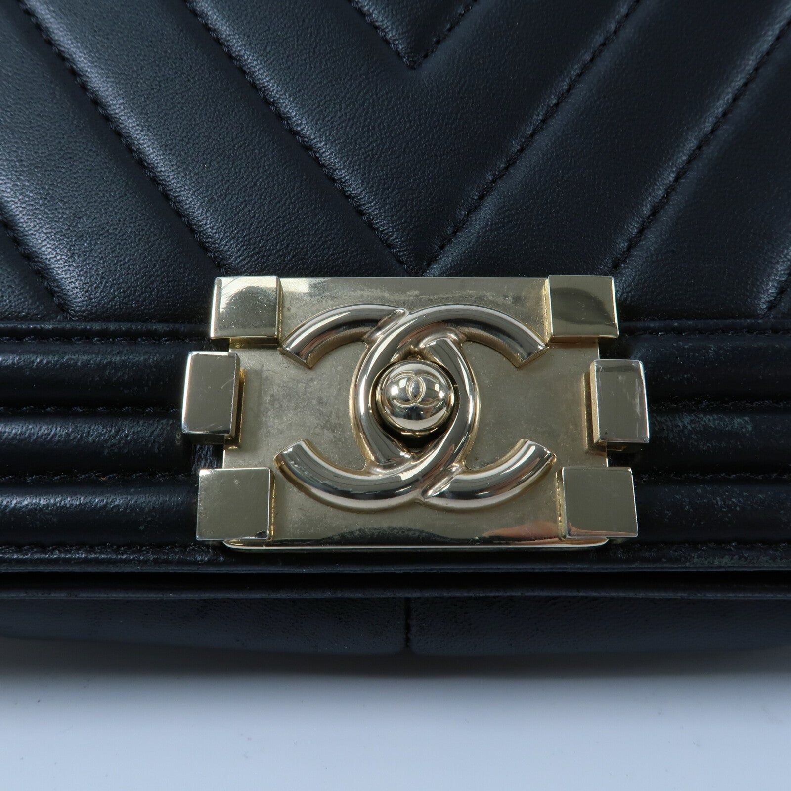 CHANEL 牛皮皮革Boy 25鏈帶肩背袋