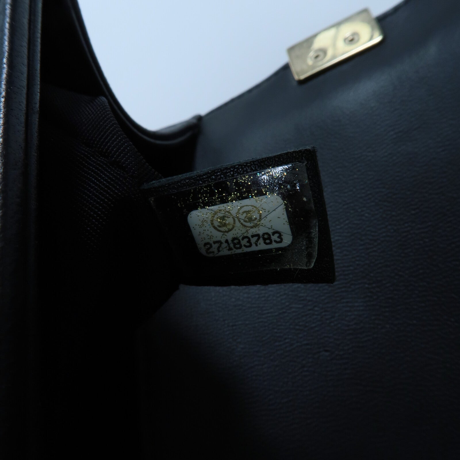 CHANEL 牛皮皮革Boy 25鏈帶肩背袋