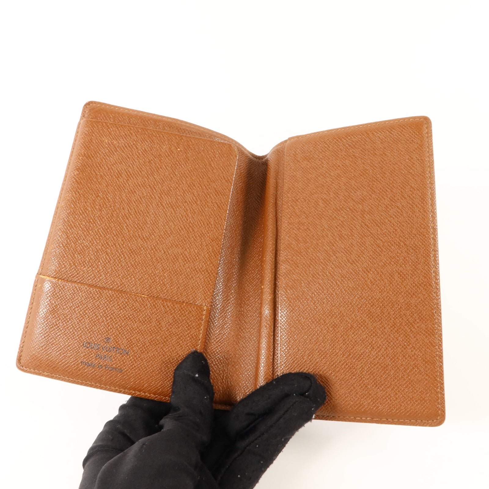 LOUIS VUITTON Monogram Passport Holder護照套
