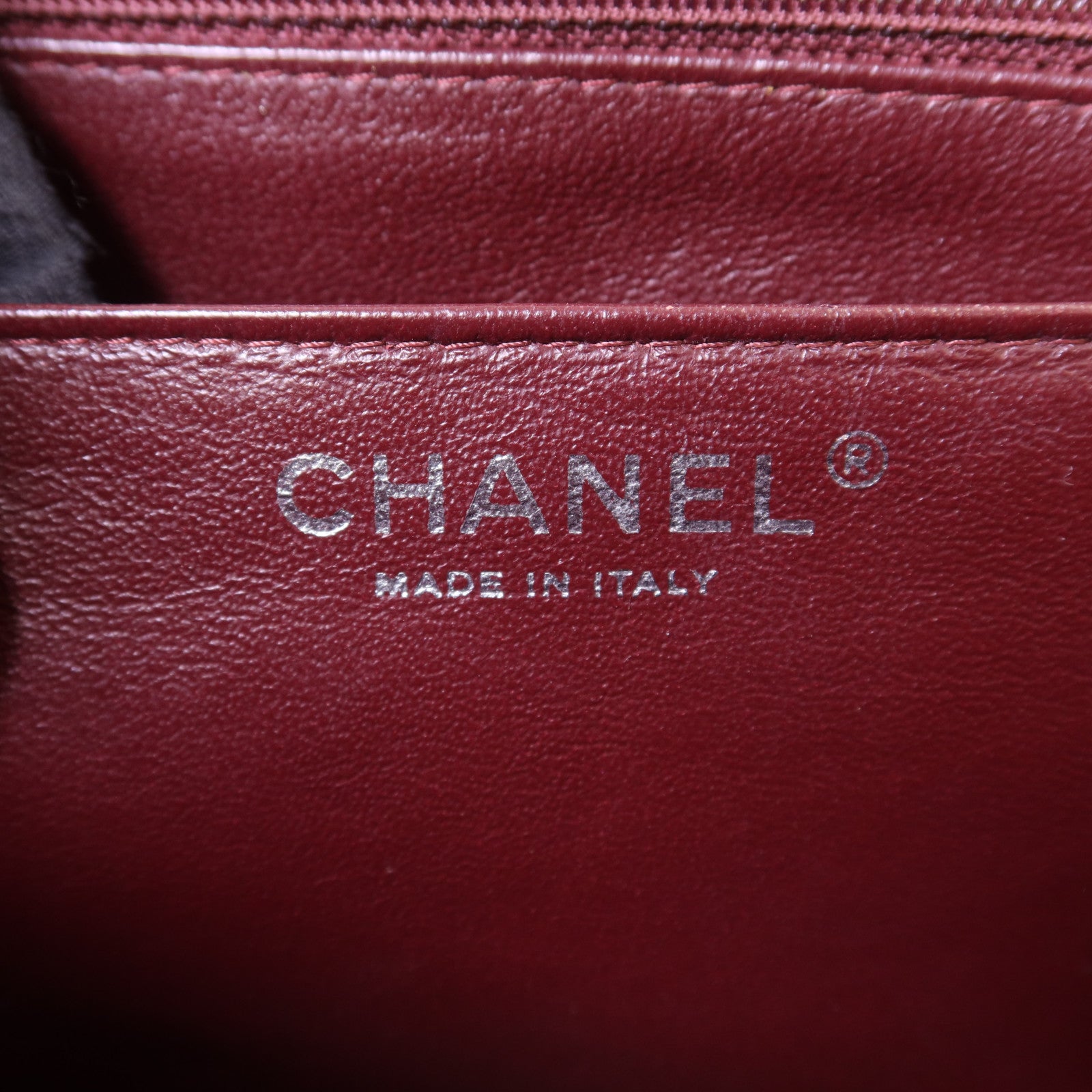CHANEL 羊皮皮革Maxi Classic銀扣鏈帶肩背袋