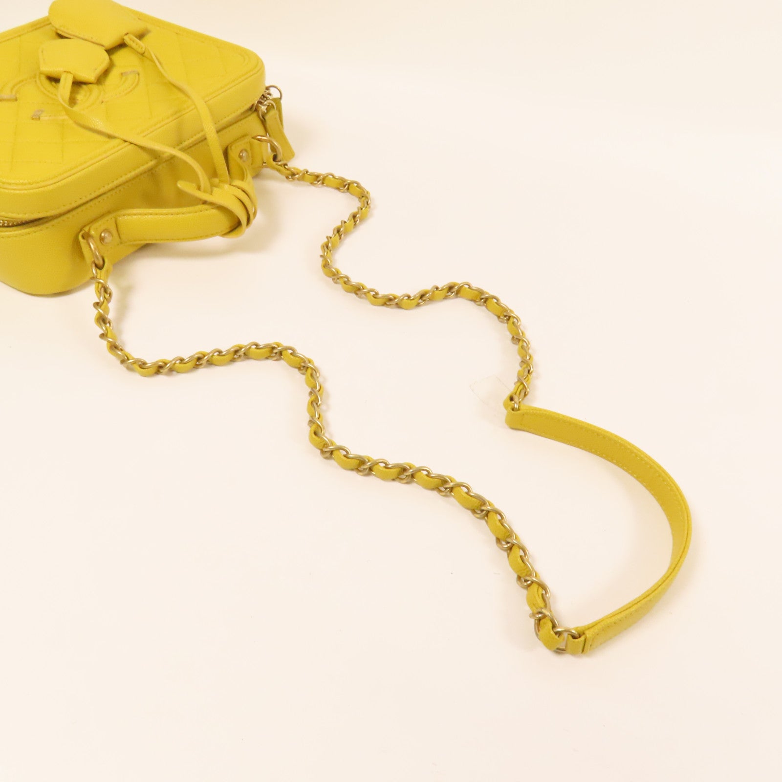 CHANEL 牛皮皮革Vanity Case金扣手挽肩背兩用袋