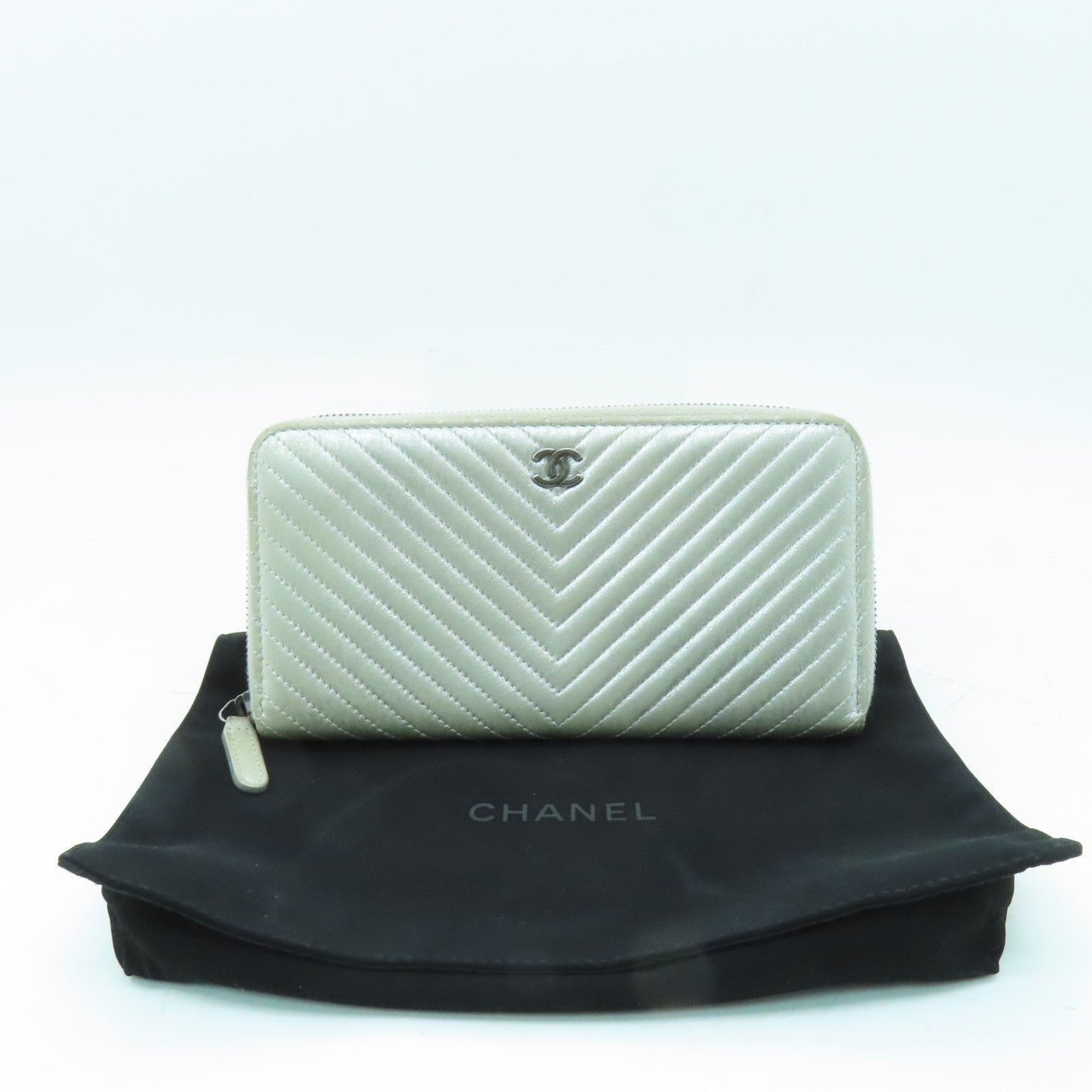 CHANEL 【激減優惠】斜紋羊皮皮革Zipped Long Wallet銀扣長錢包銀色