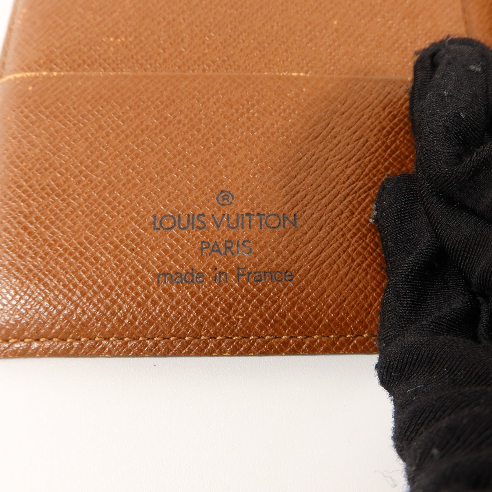 LOUIS VUITTON Monogram Passport Holder護照套