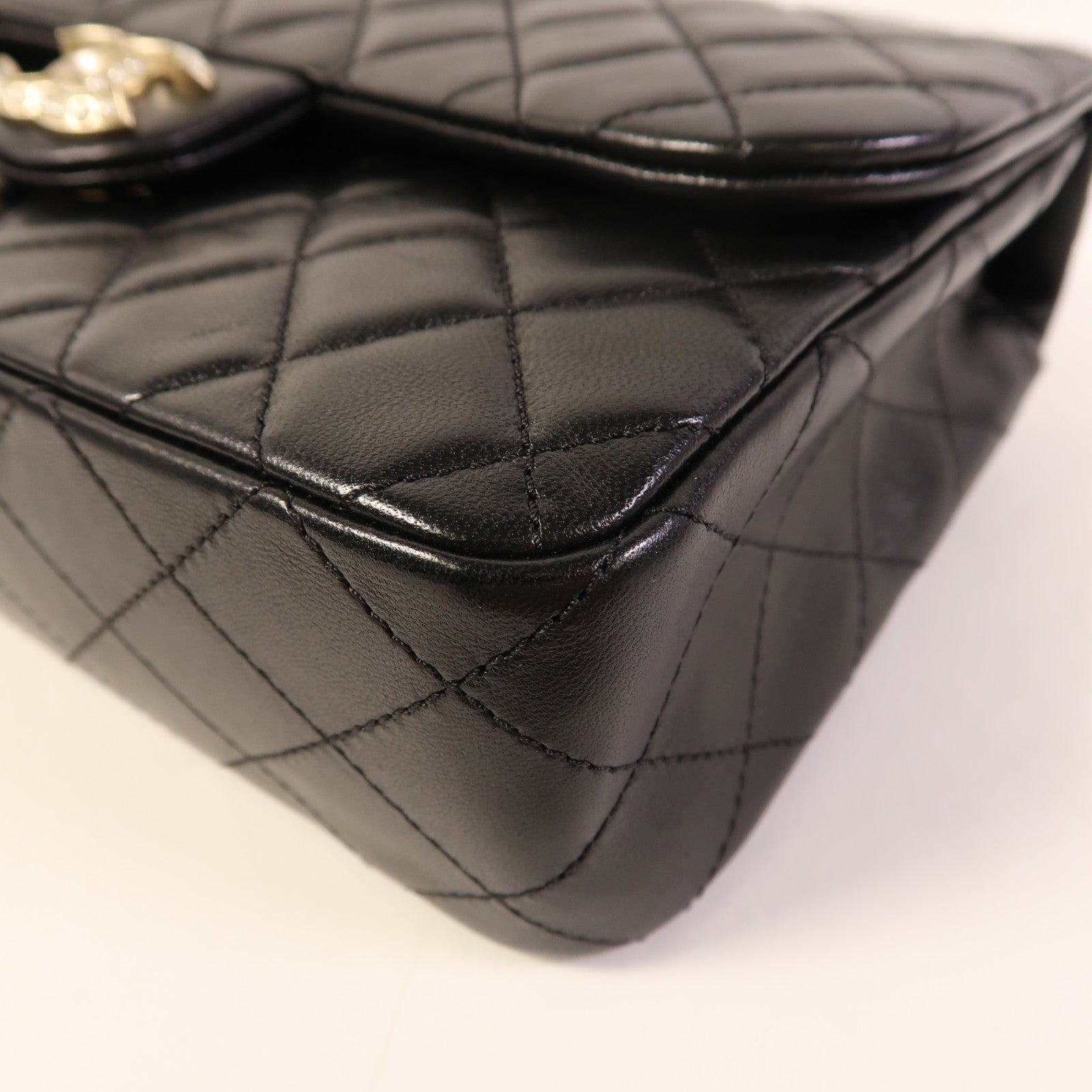 CHANEL 羊皮皮革Chain Shoulder Bag金扣鏈帶肩背袋