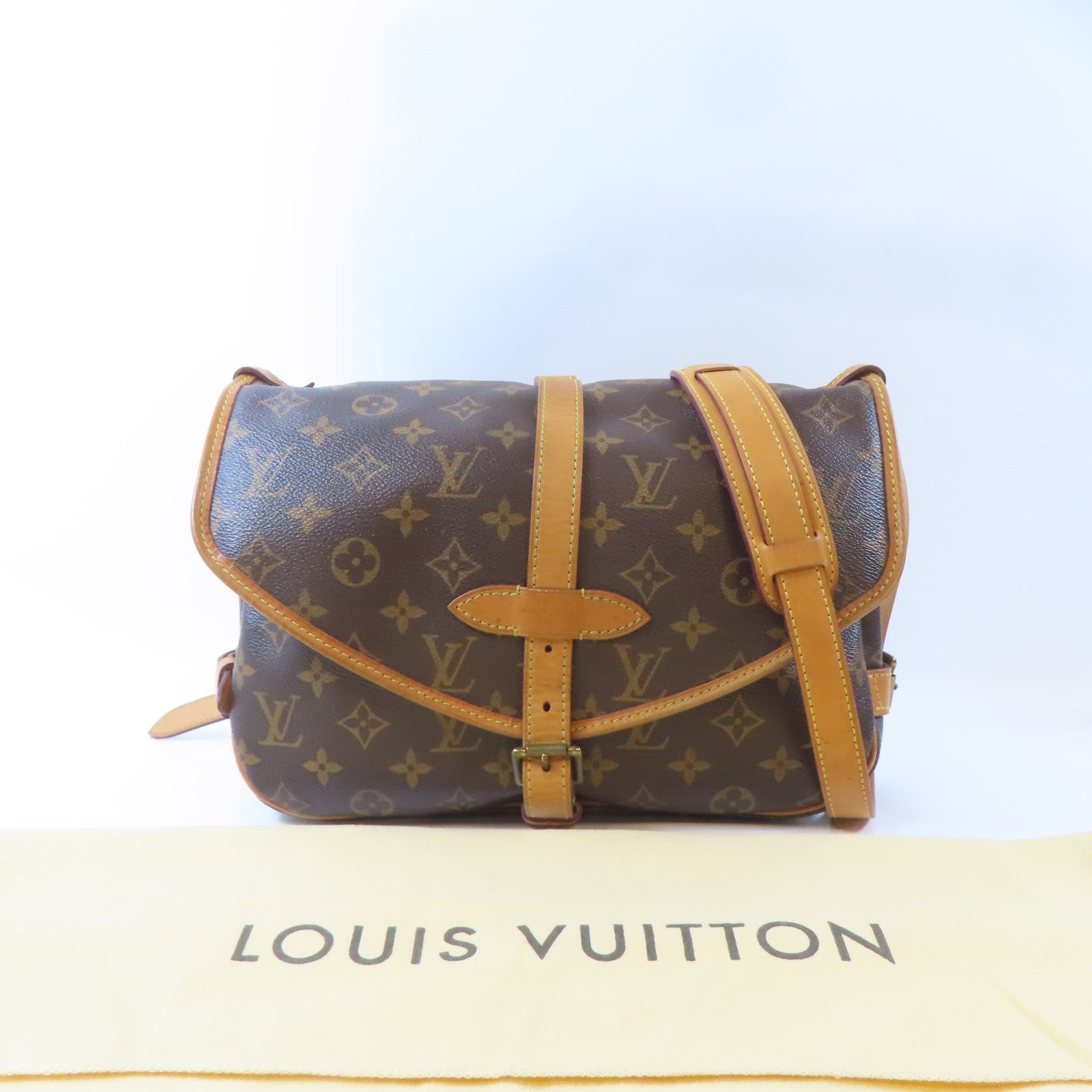 LOUIS VUITTON Monogram Saumur MM金扣肩背袋啡色