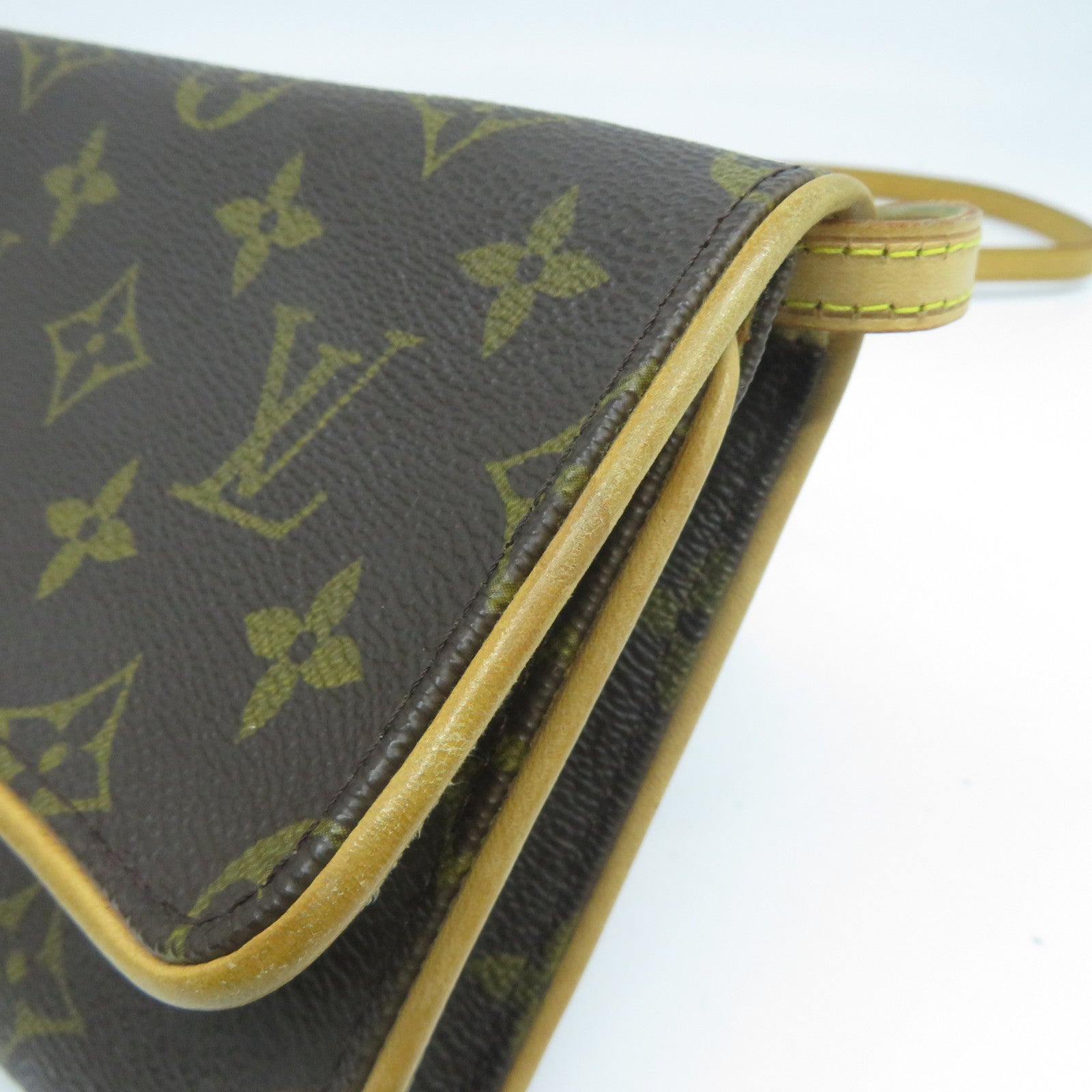 LOUIS VUITTON Monogram Pochette Twin GM金扣肩背袋啡色