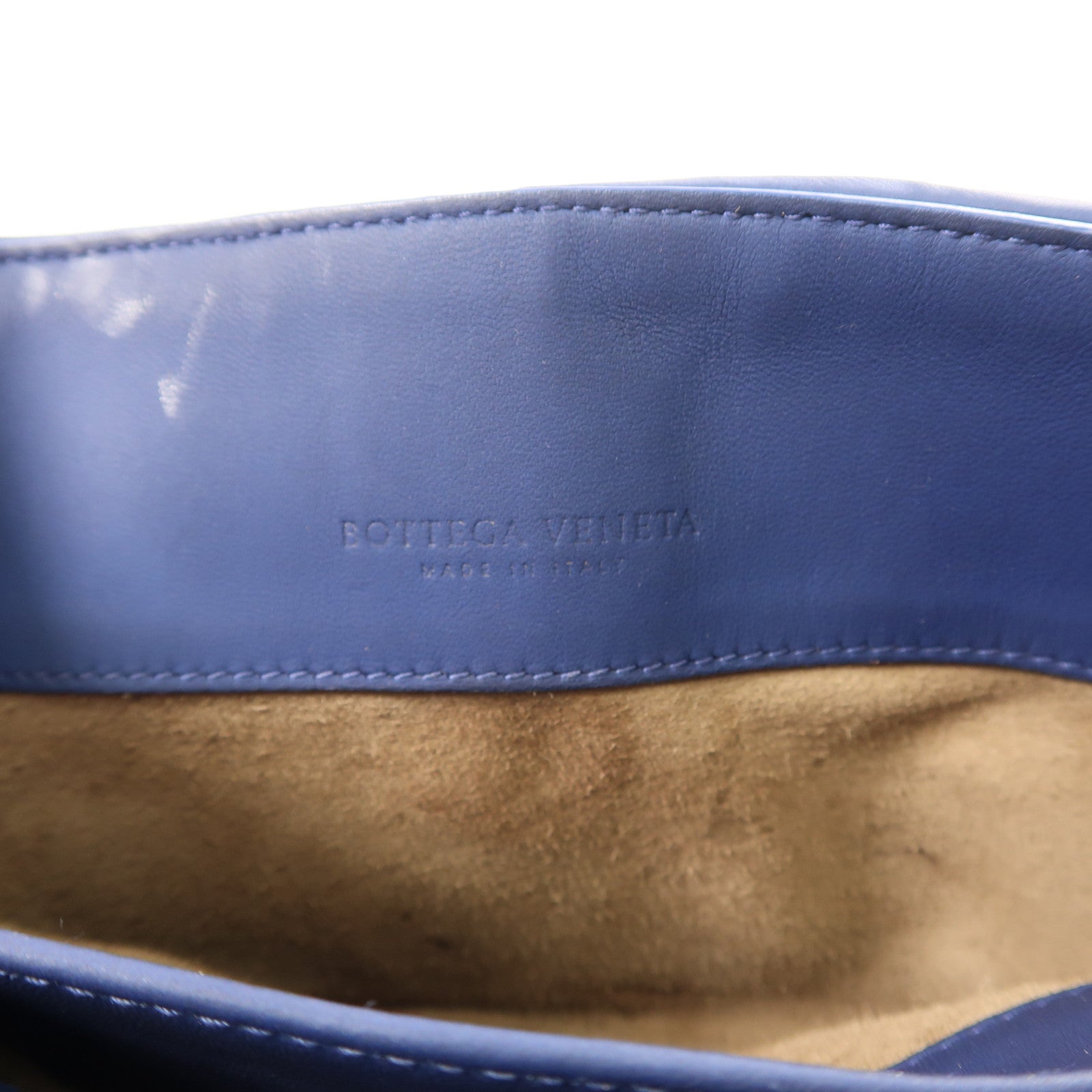 BOTTEGA VENETA 羊皮皮革Shoulder Bag黑扣鏈帶肩背袋深藍色