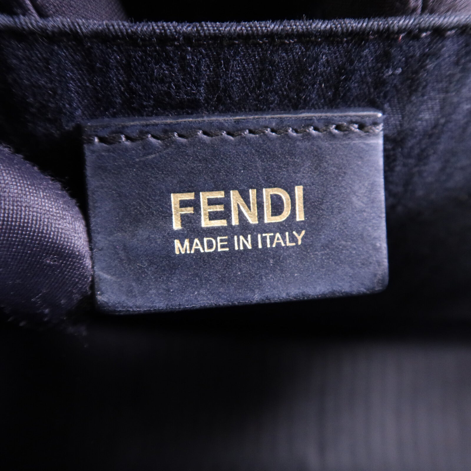 FENDI 【激減優惠】牛皮皮革Demi Jour金扣手挽袋