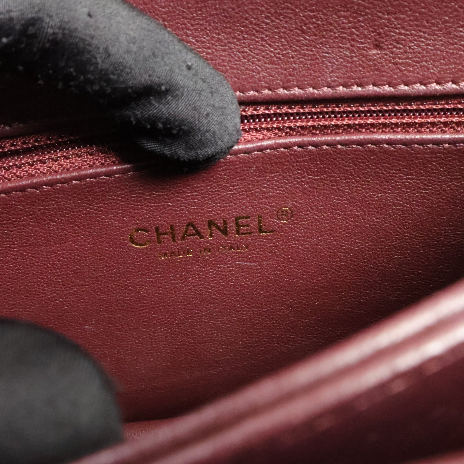 CHANEL 牛皮皮革Beauty Lock Flap Bag鏈帶肩背袋