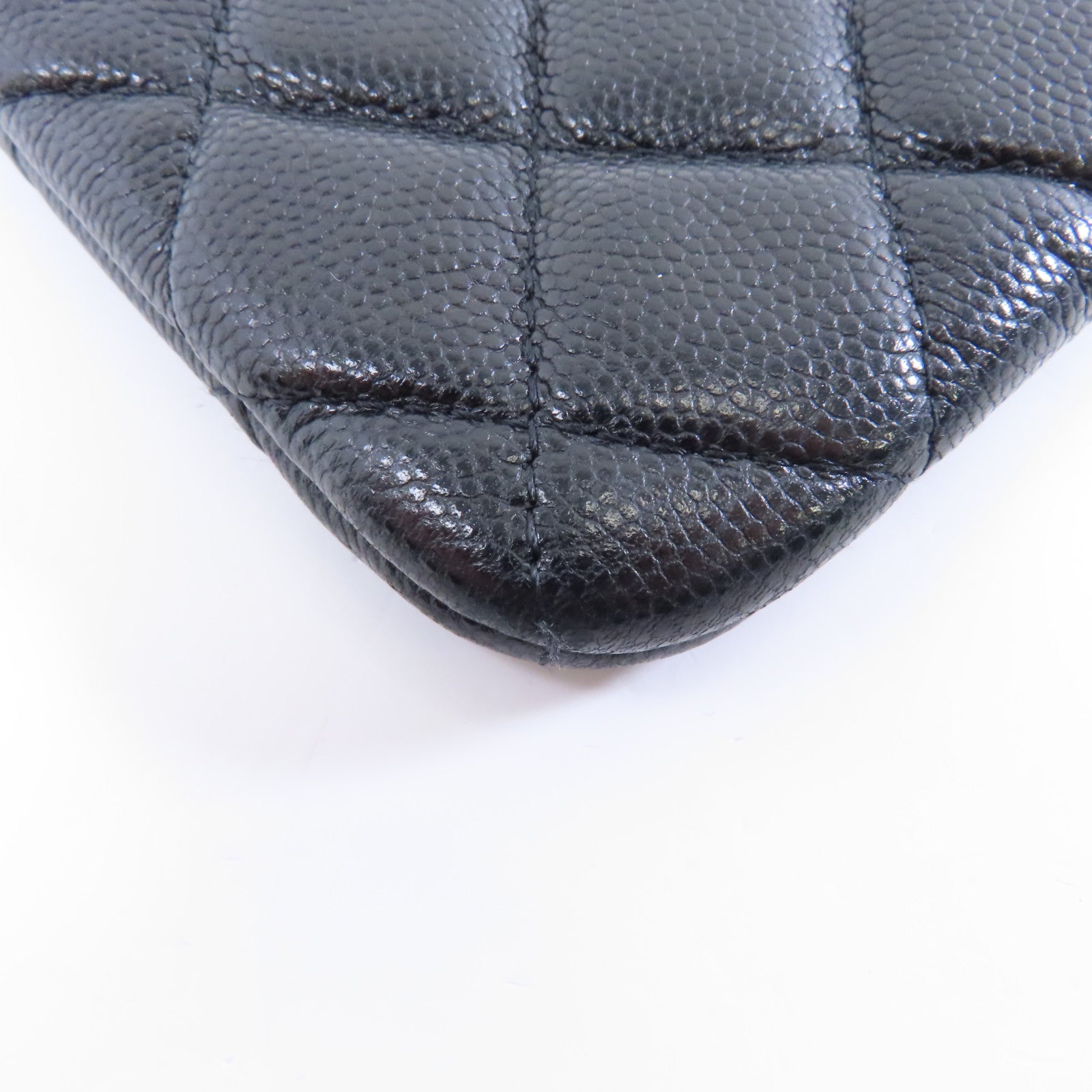 CHANEL 菱格Caviar皮革Clutch Bag金扣手拿包黑色