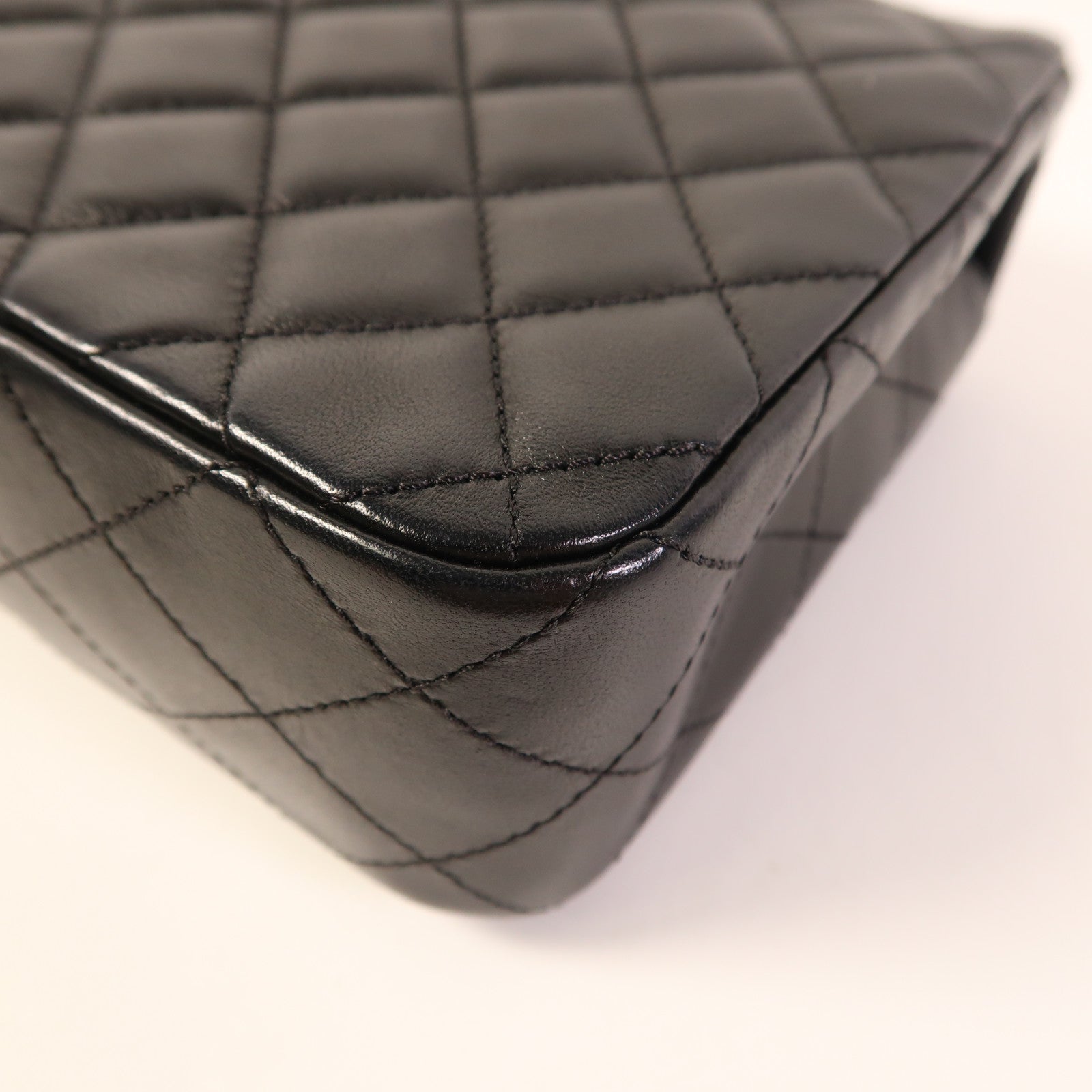 CHANEL 羊皮皮革Chain Shoulder Bag金扣鏈帶肩背袋