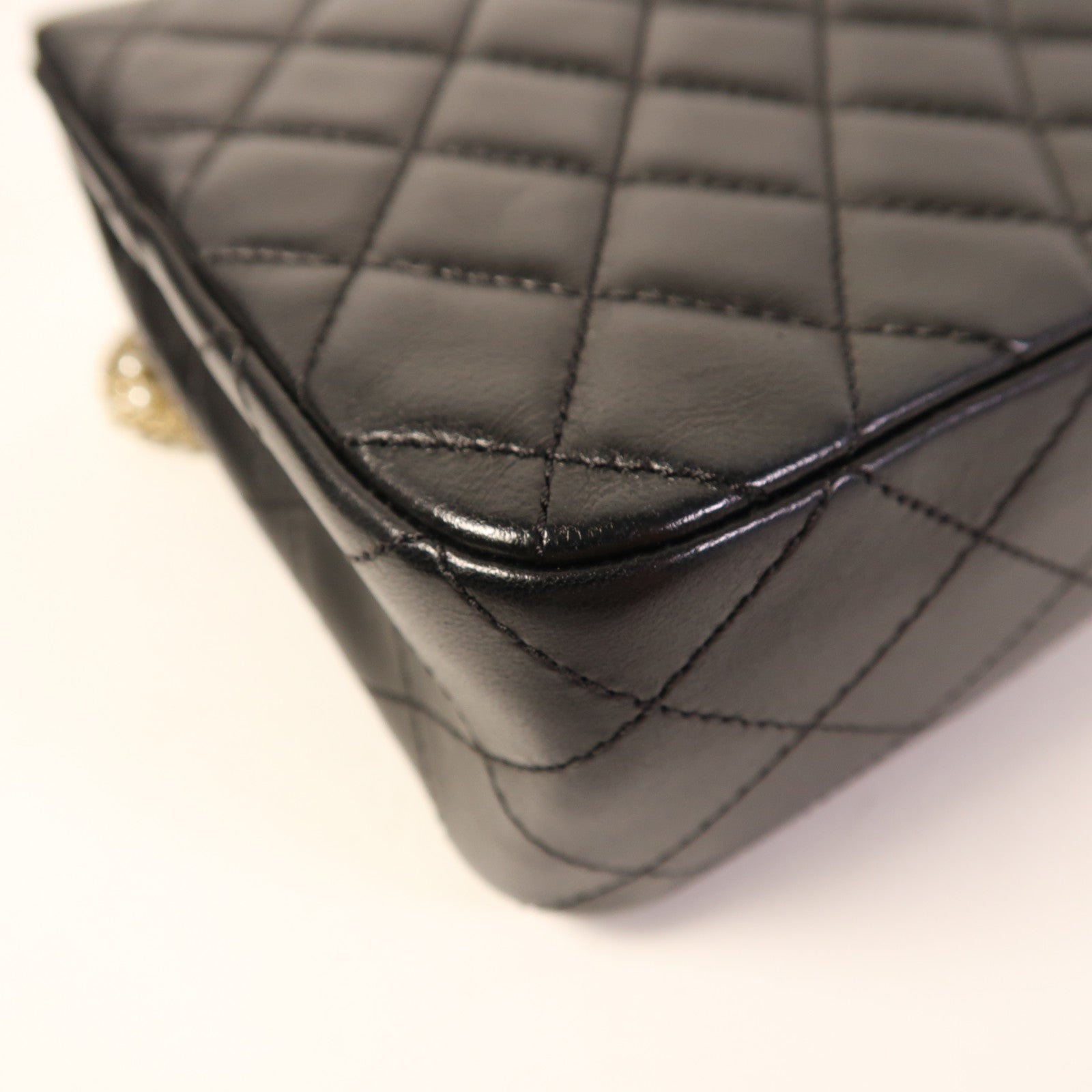 CHANEL 羊皮皮革Chain Shoulder Bag金扣鏈帶肩背袋