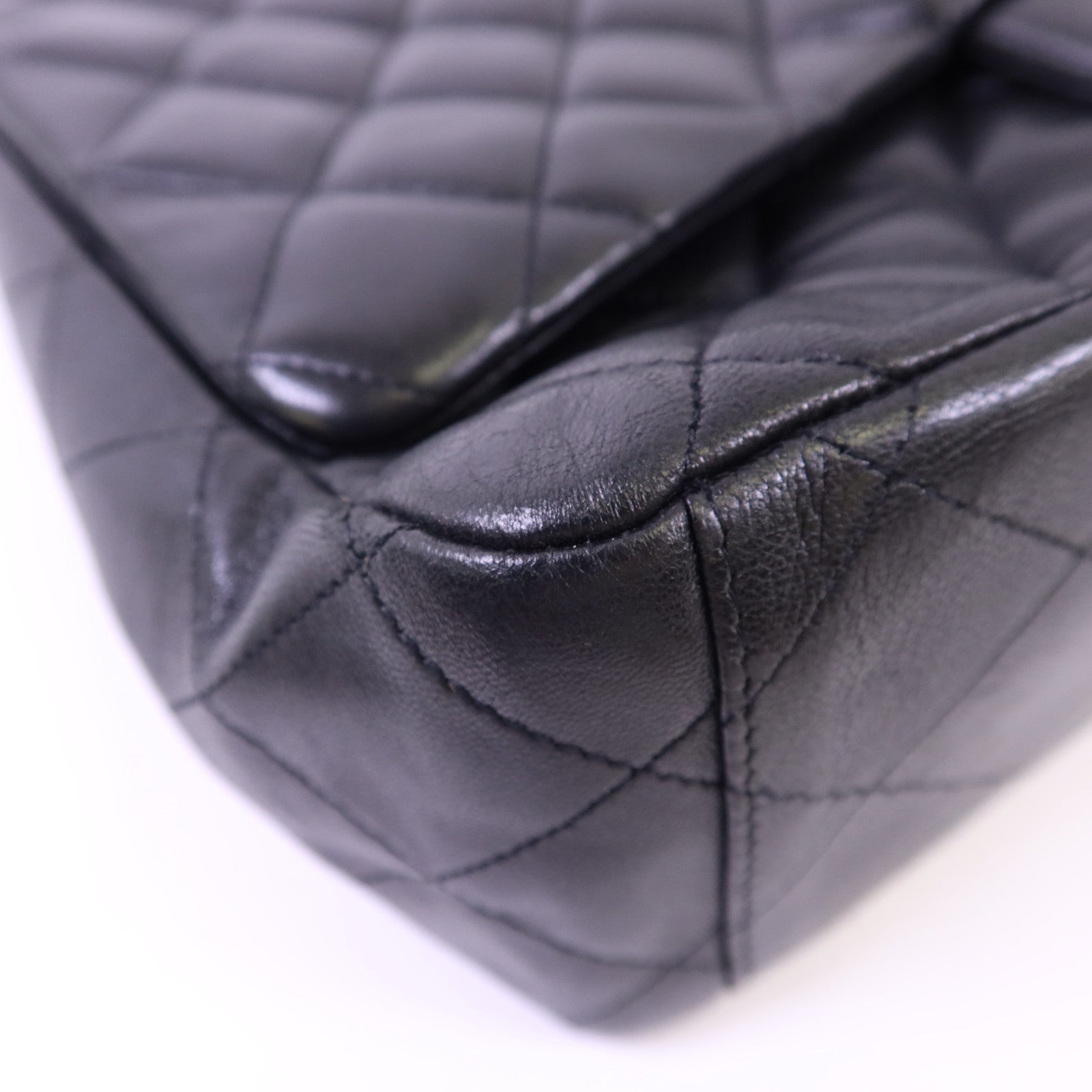 CHANEL 羊皮皮革Maxi Classic銀扣鏈帶肩背袋