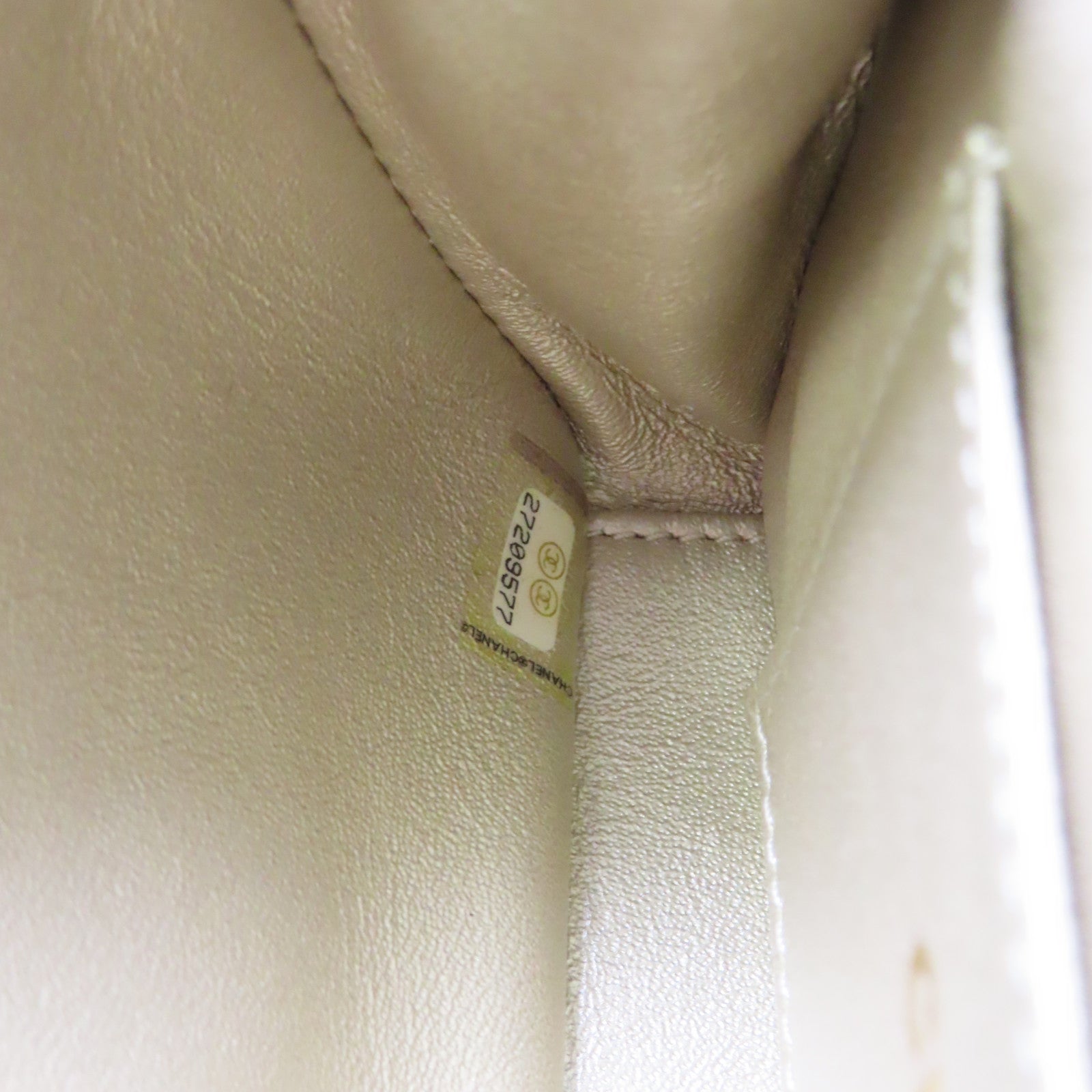 CHANEL 【激減優惠】牛皮皮革Waist Bag金扣腰包黑色