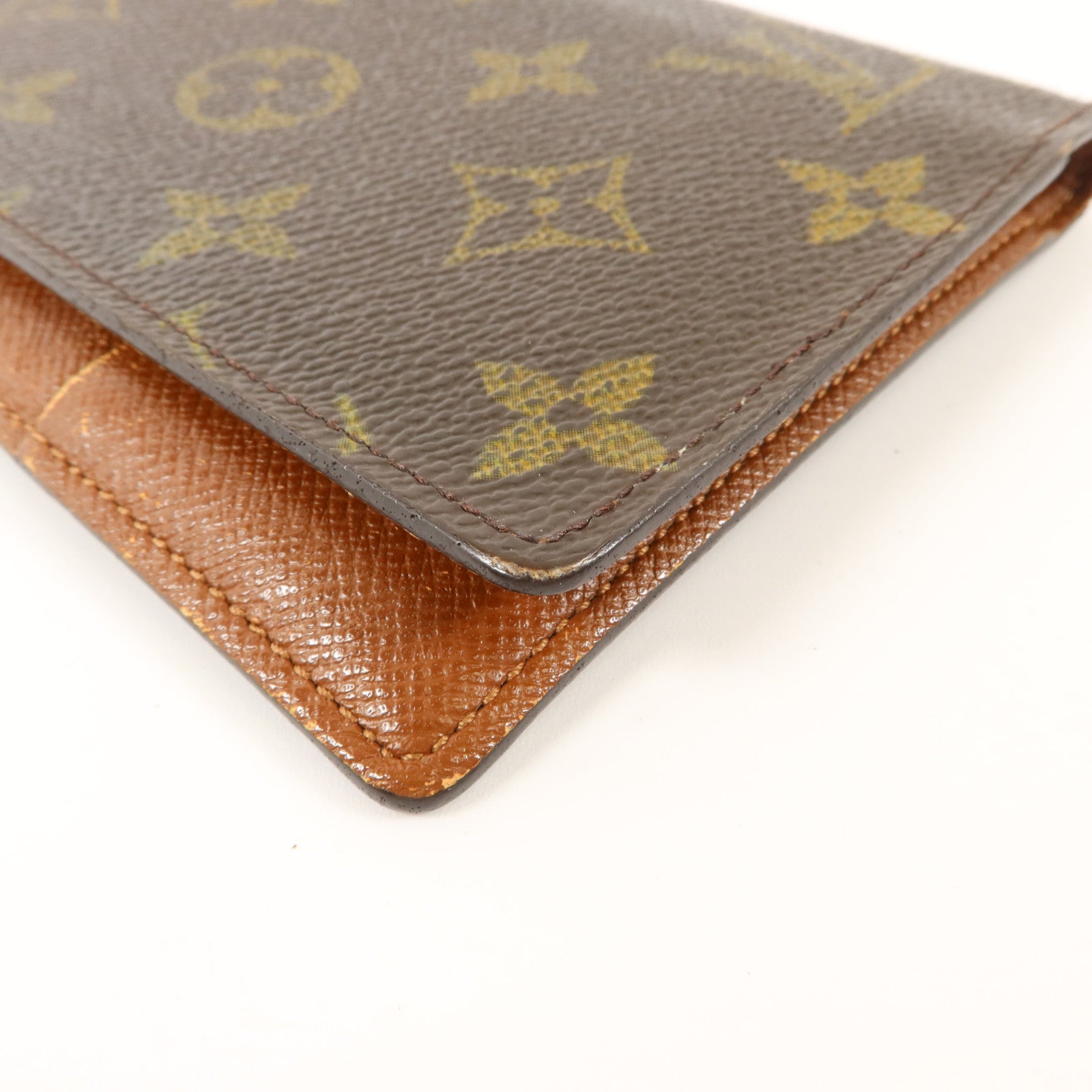LOUIS VUITTON Monogram Passport Holder護照套