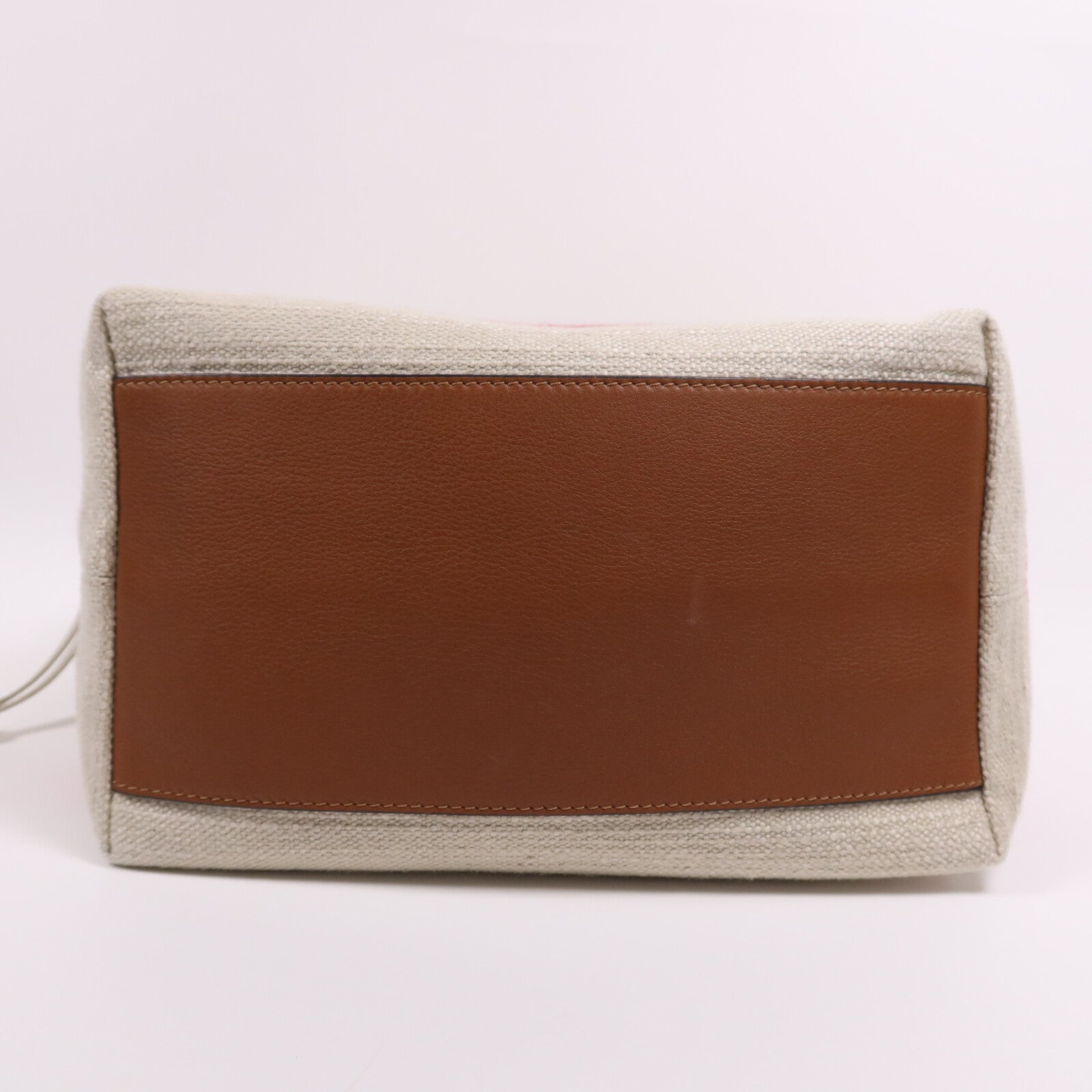 LOEWE 帆布Cubi Bag銀扣肩背袋