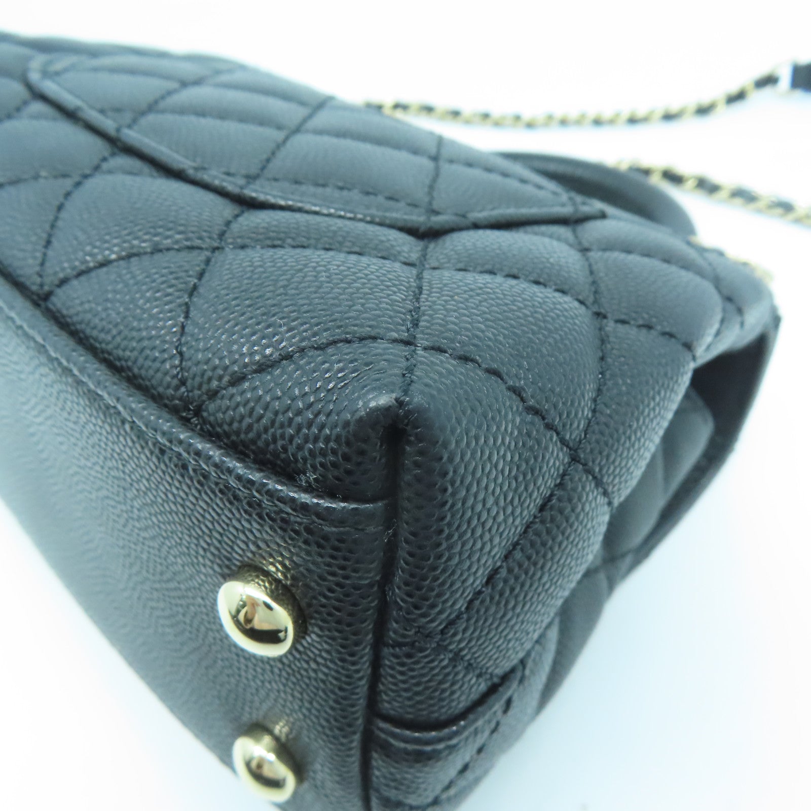 CHANEL 菱格Caviar皮革Coco Handle Mini金扣手挽肩背兩用袋黑色