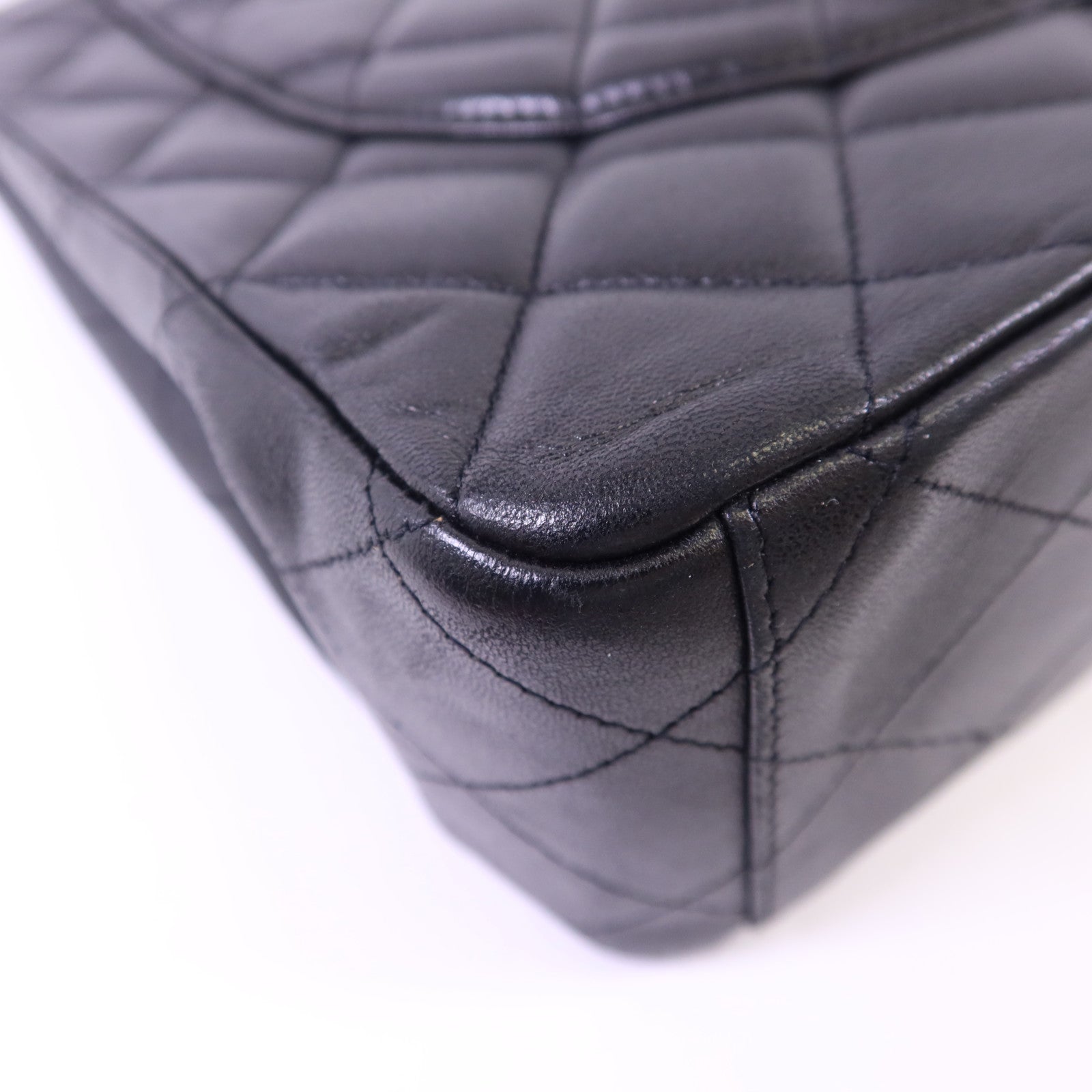 CHANEL 羊皮皮革Maxi Classic銀扣鏈帶肩背袋