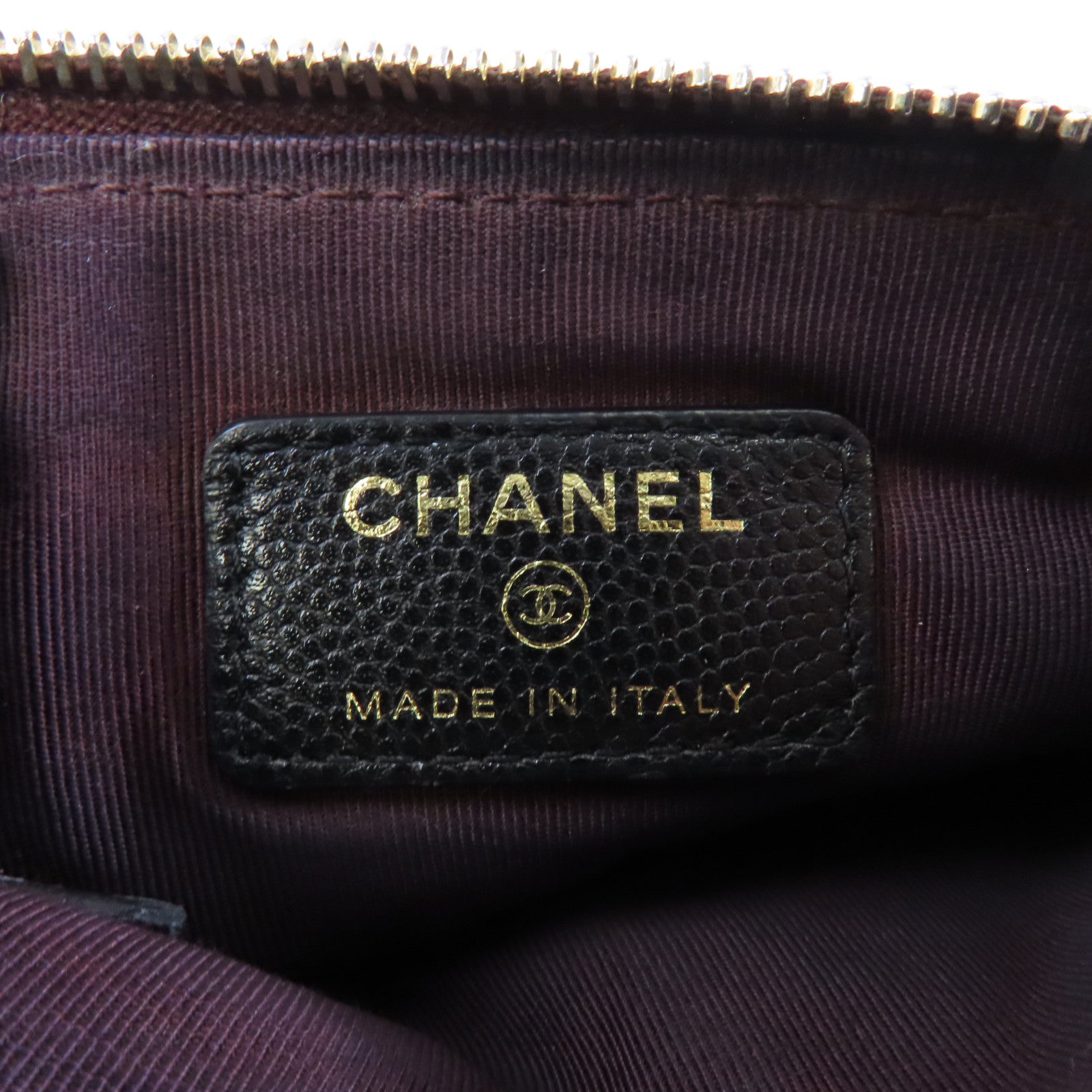CHANEL 菱格Caviar皮革Clutch Bag金扣手拿包黑色
