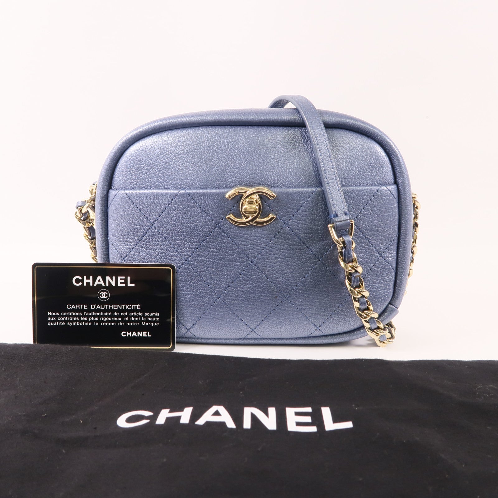 CHANEL 牛皮皮革Camera Case金扣肩背袋