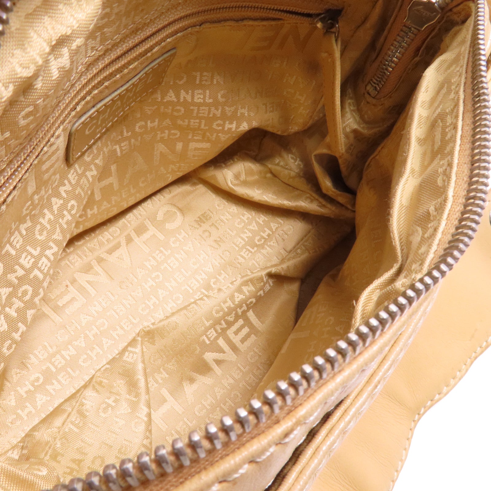 CHANEL 羊皮皮革Vintage Shoulder Bag銀扣肩背袋