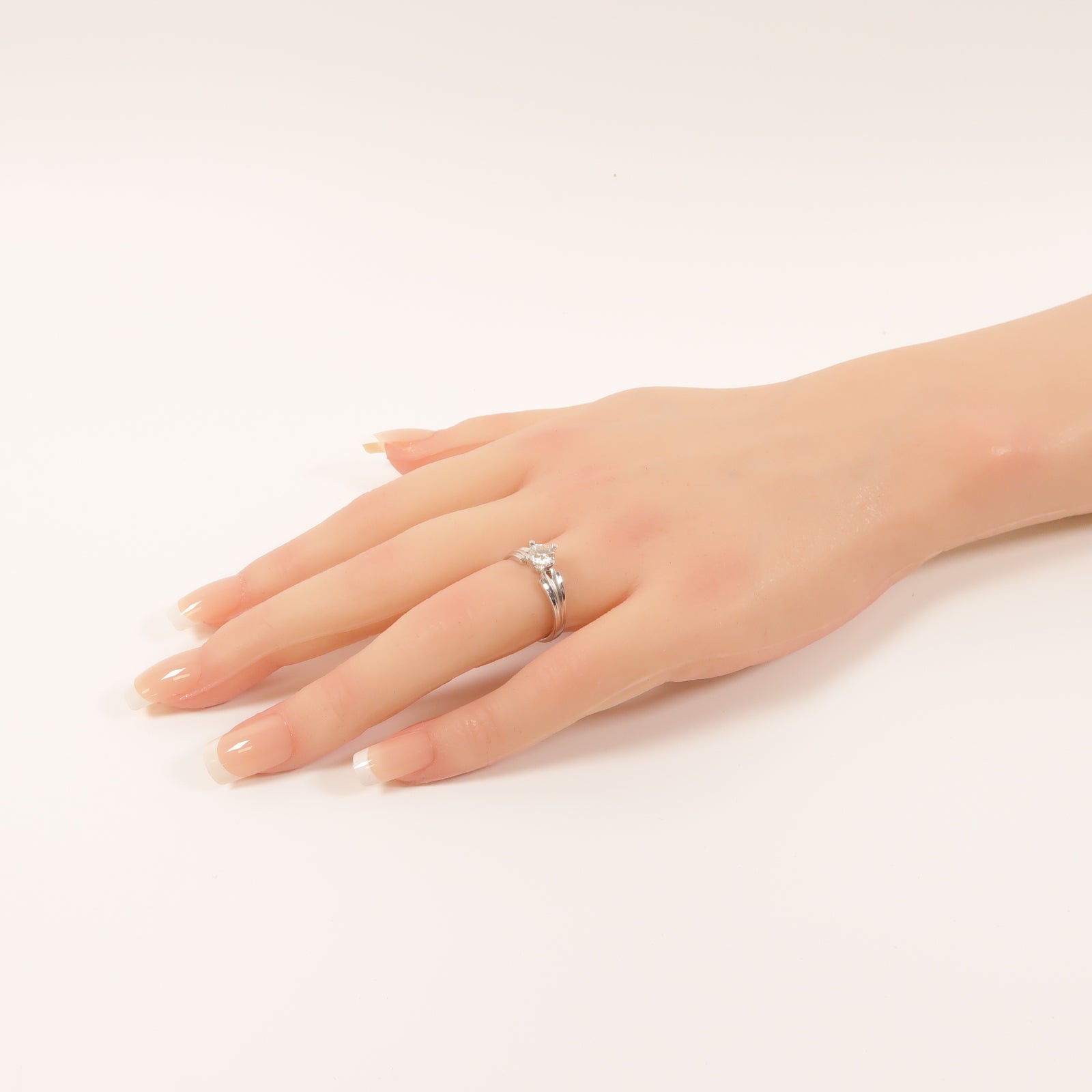 JEWELRY **【激減優惠】18K白金Diamond Ring鑽石戒指US#6.5銀色