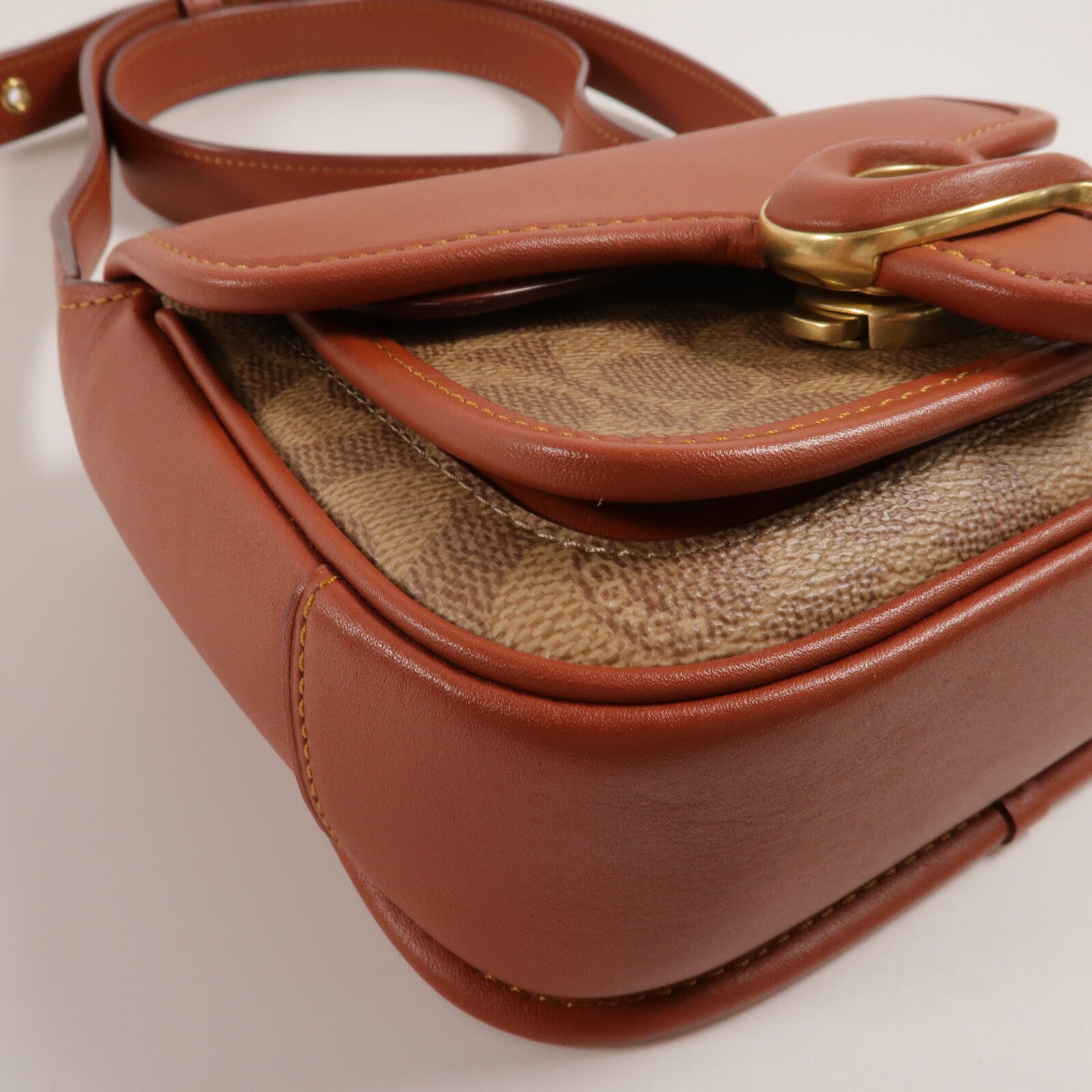 COACH 牛皮皮革Shoulder Bag肩背袋