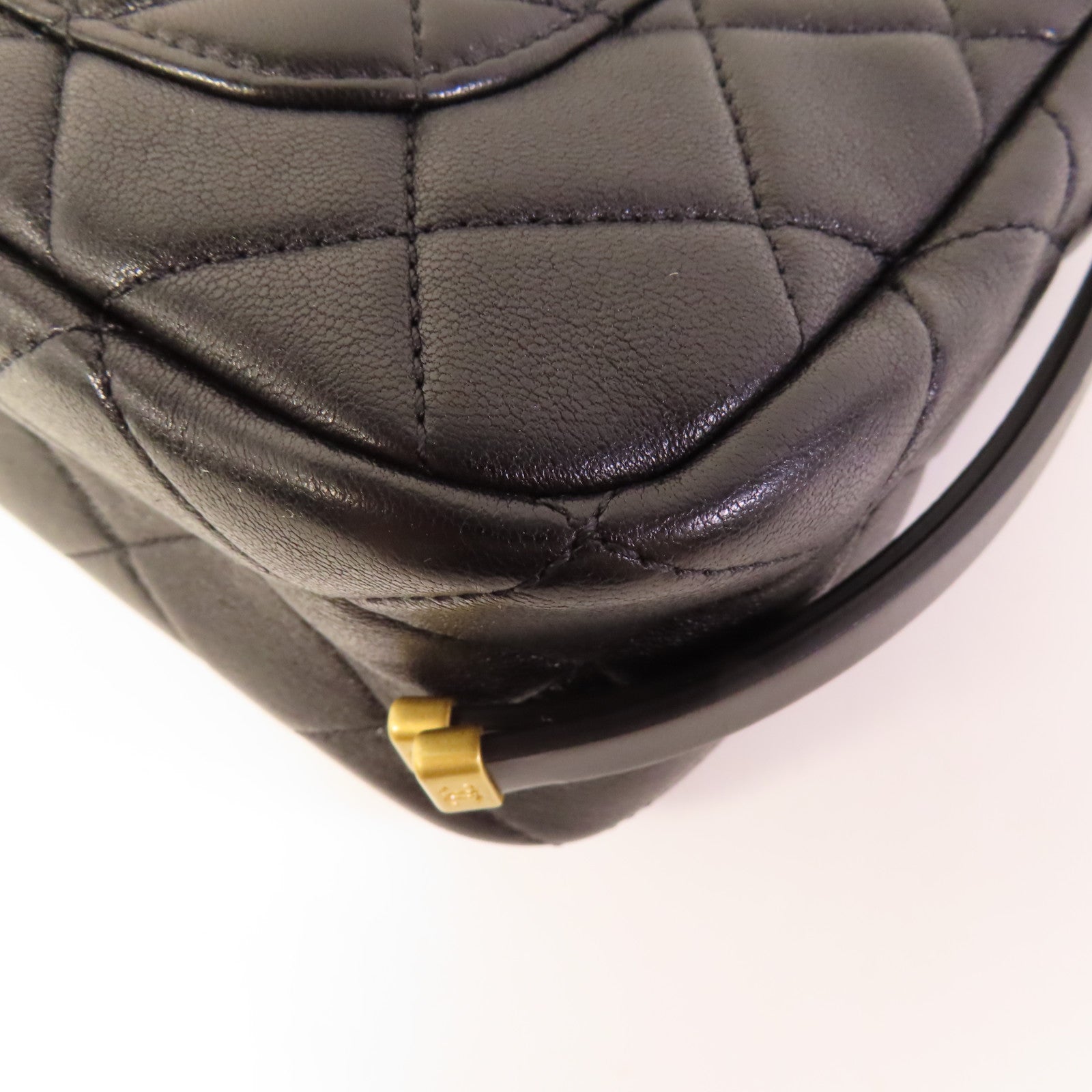 CHANEL 牛皮皮革Mini Chain Flap Bag金扣鏈帶肩背袋