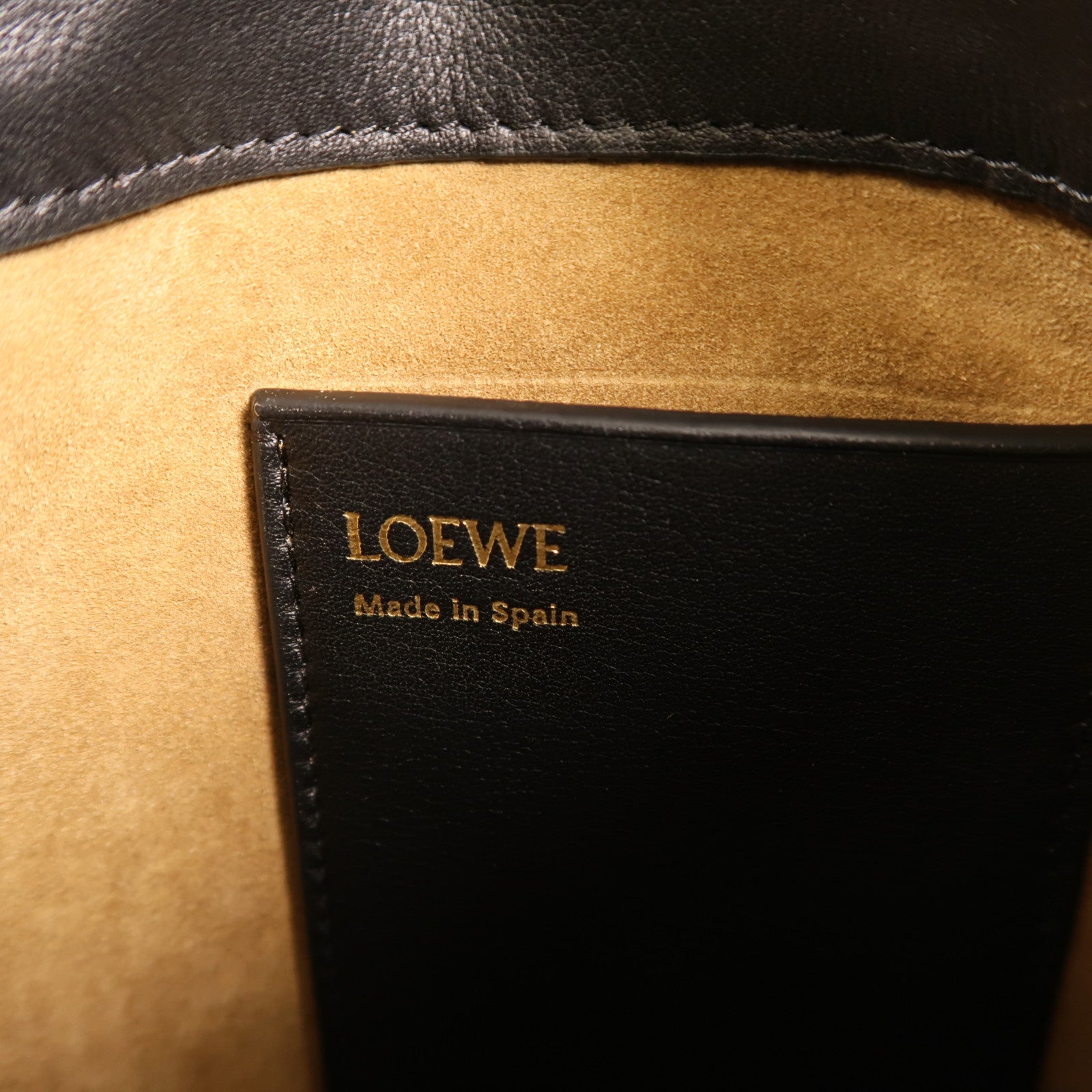 LOEWE 牛皮皮革Pebble Pouch肩背袋