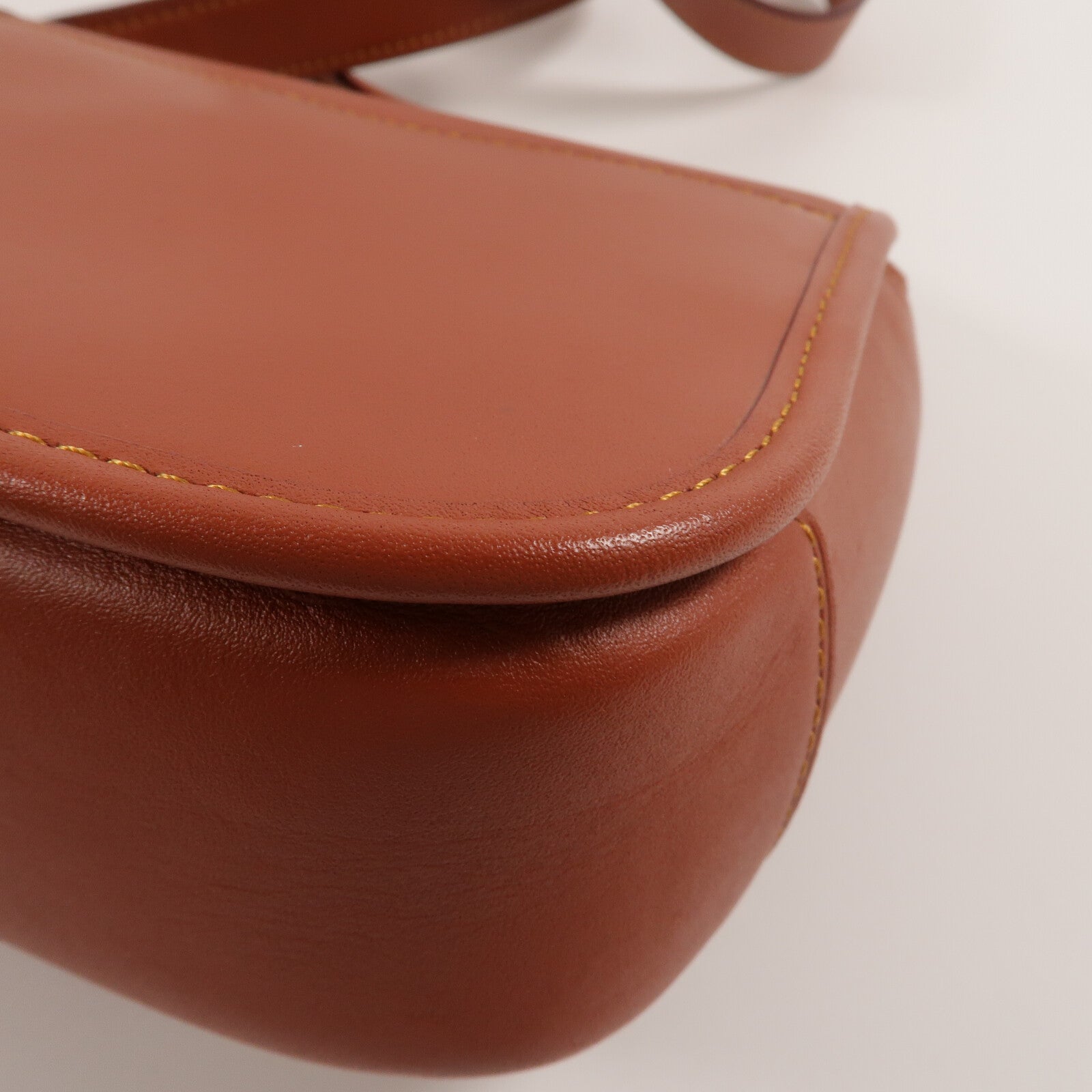 COACH 牛皮皮革Shoulder Bag肩背袋