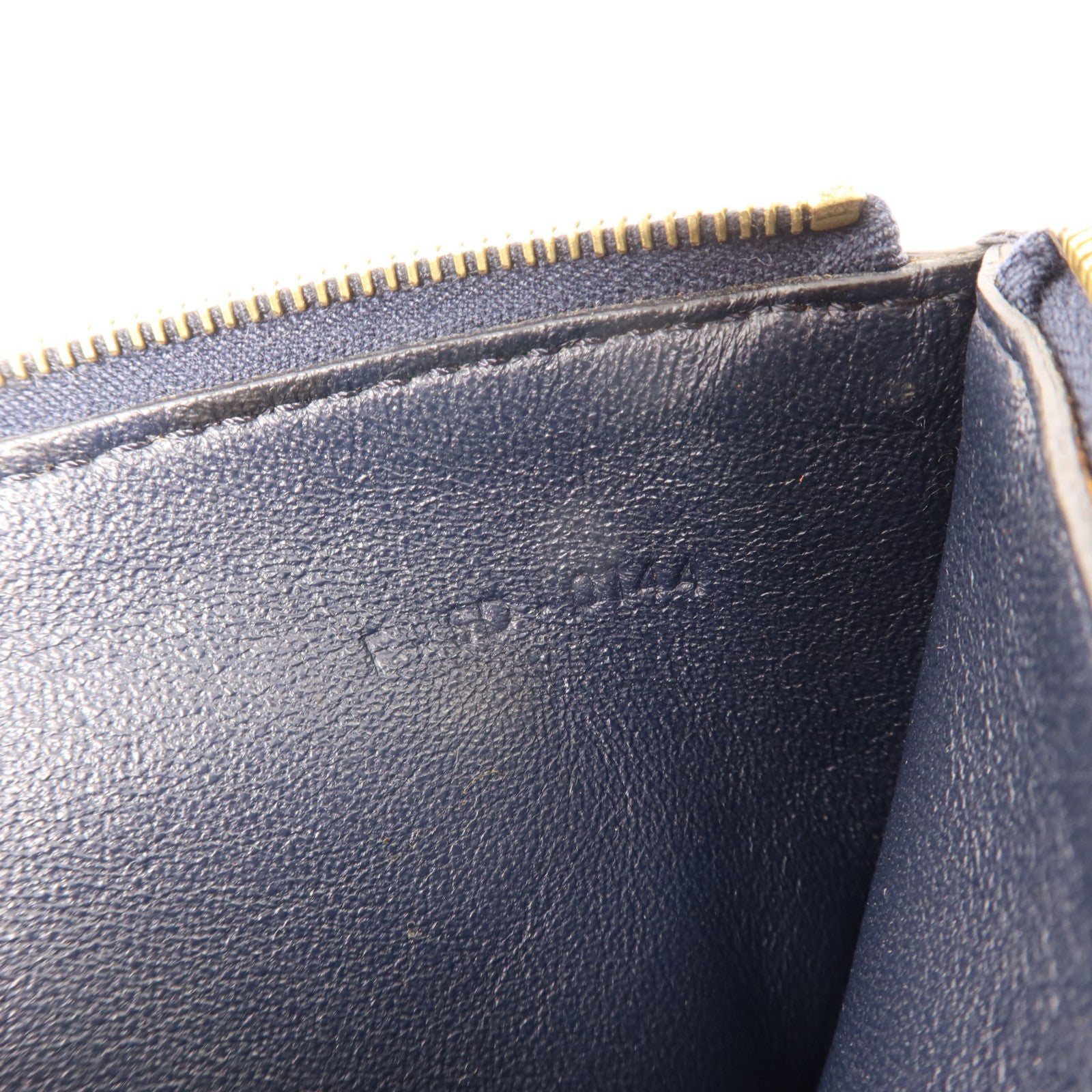 CELINE 牛皮皮革Clutch Bag金扣手拿包