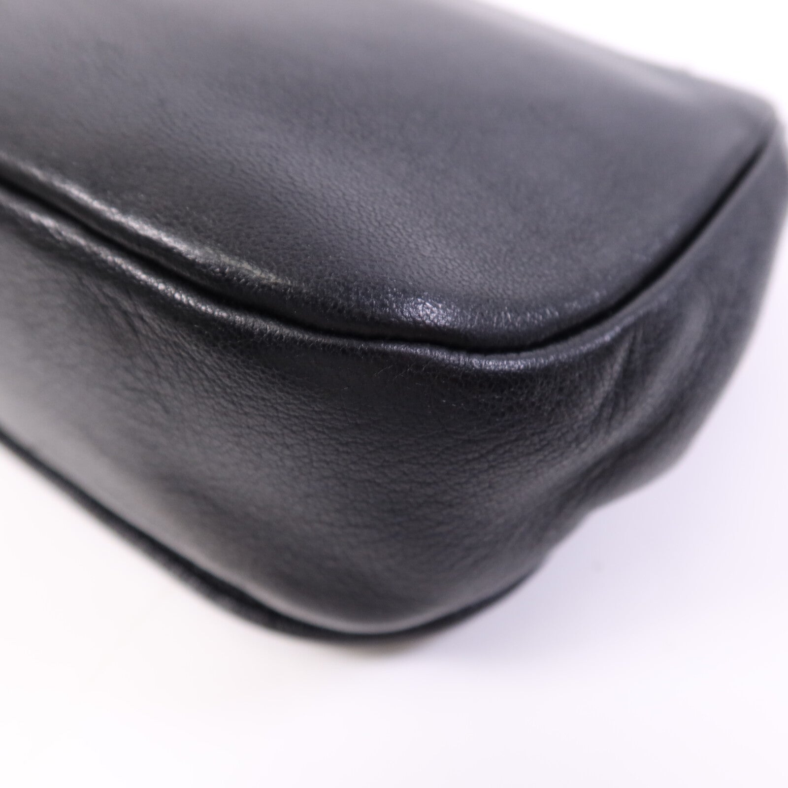 CHANEL 牛皮皮革Chain Shoulder Bag金扣鏈帶肩背袋