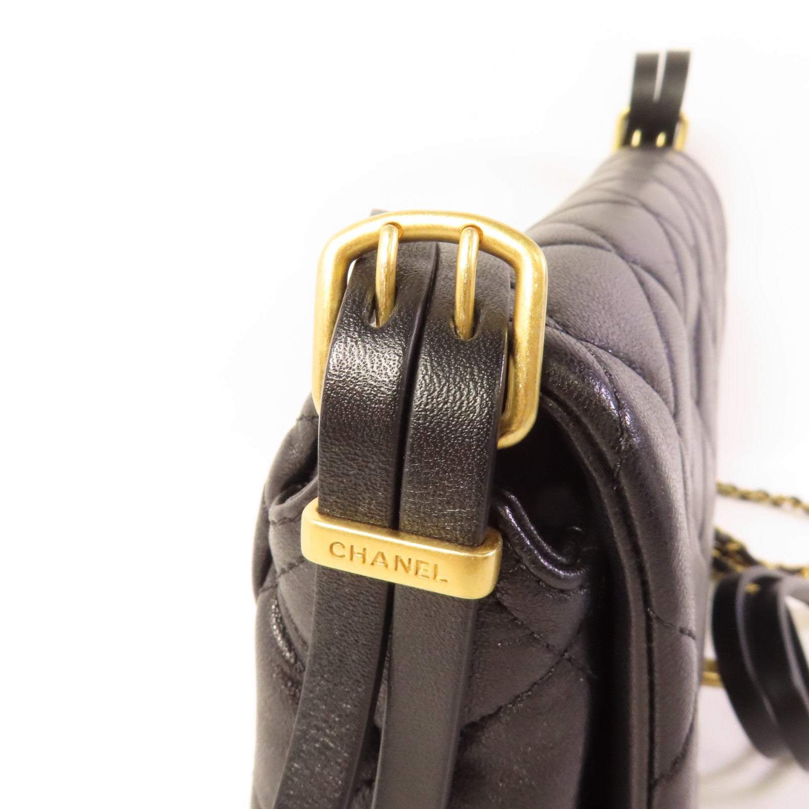 CHANEL 牛皮皮革Mini Chain Flap Bag金扣鏈帶肩背袋