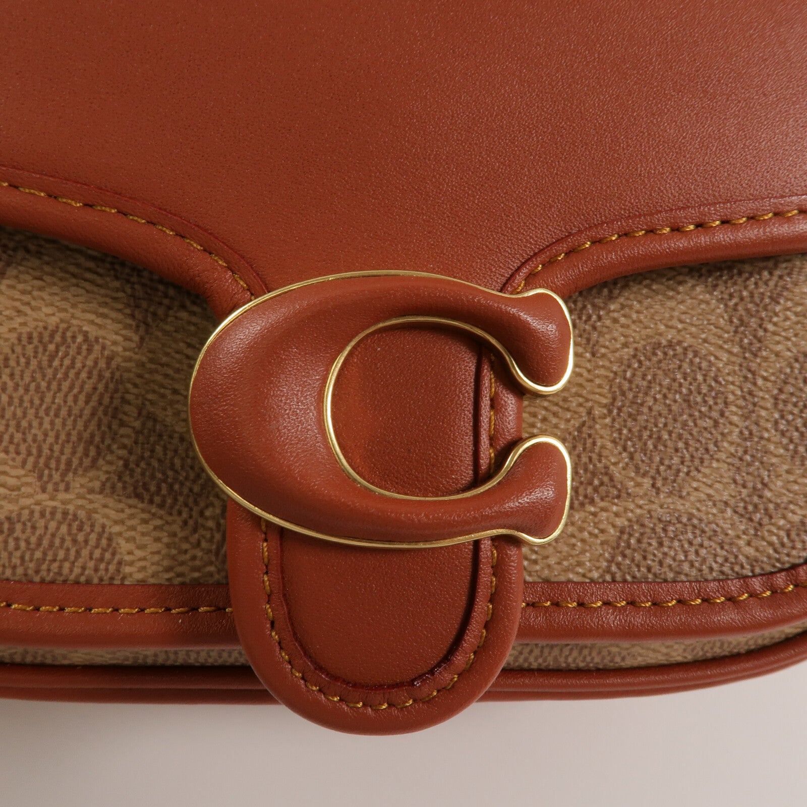 COACH 牛皮皮革Shoulder Bag肩背袋