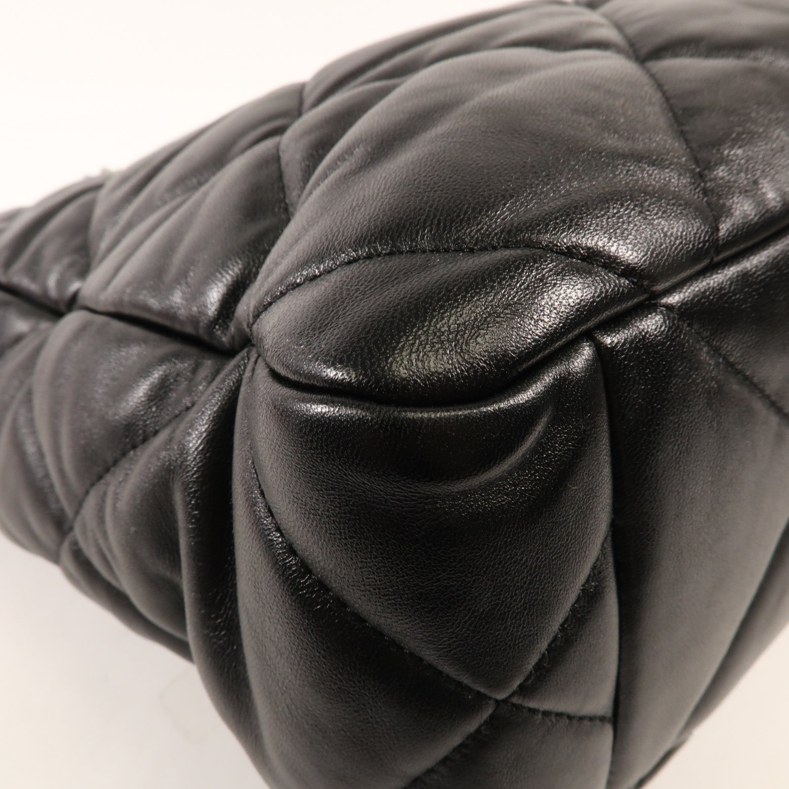 CHANEL 羊皮皮革Chanel 19 Tote金扣手挽袋