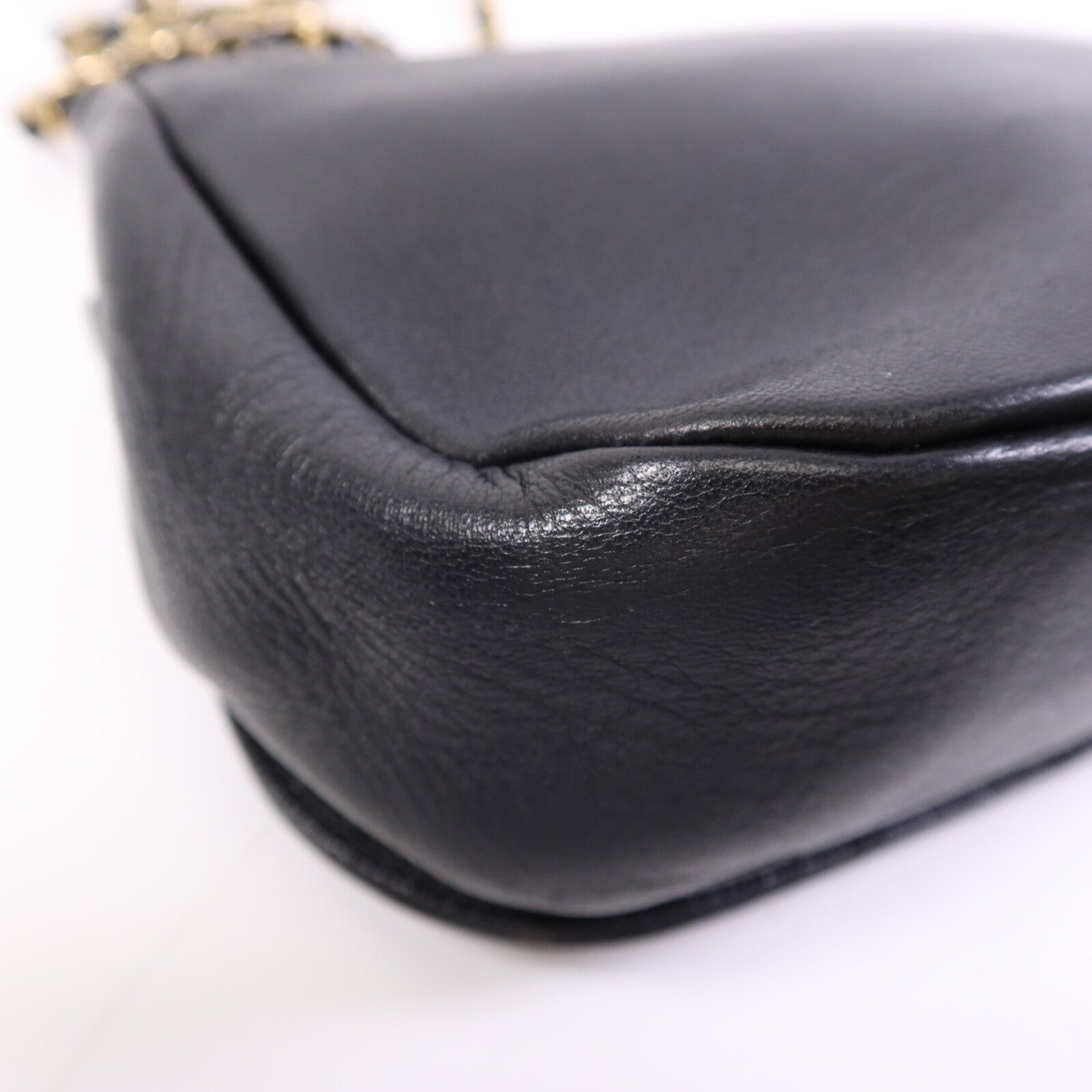 CHANEL 牛皮皮革Chain Shoulder Bag金扣鏈帶肩背袋