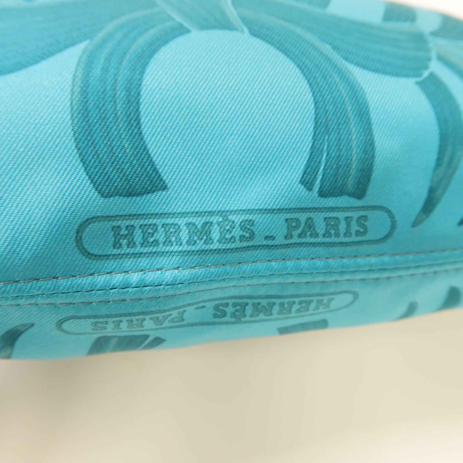 HERMES 絲質Silk City銀扣肩背袋綠色